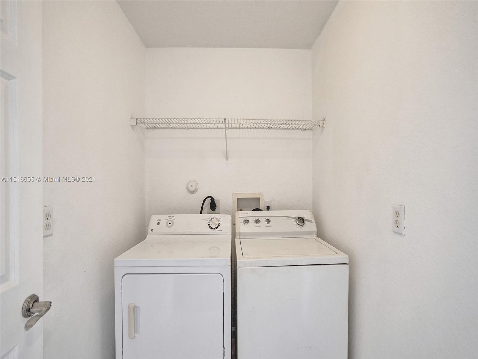 1215 Lucaya Dr # 0