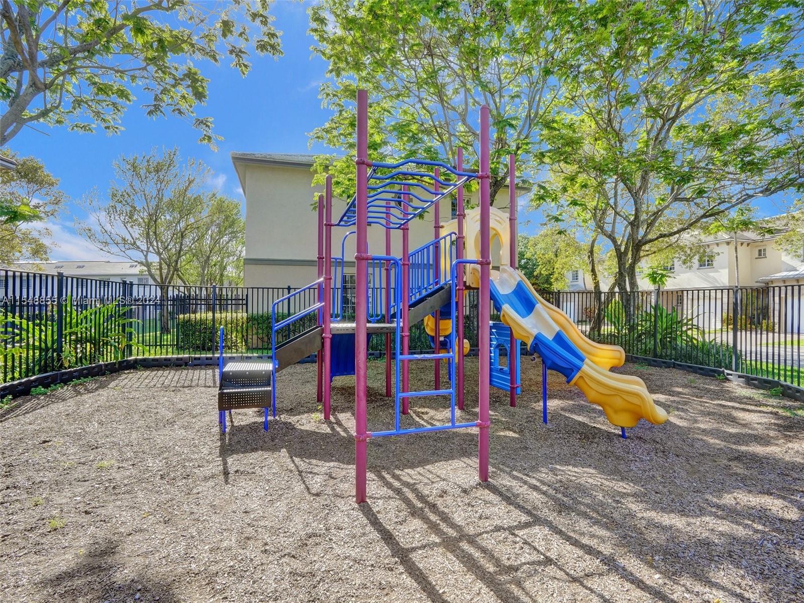 1215 Lucaya Dr # 0