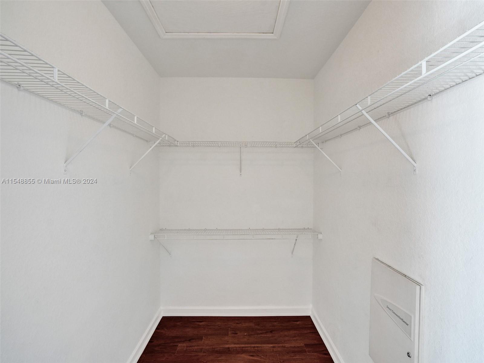 1215 Lucaya Dr # 0