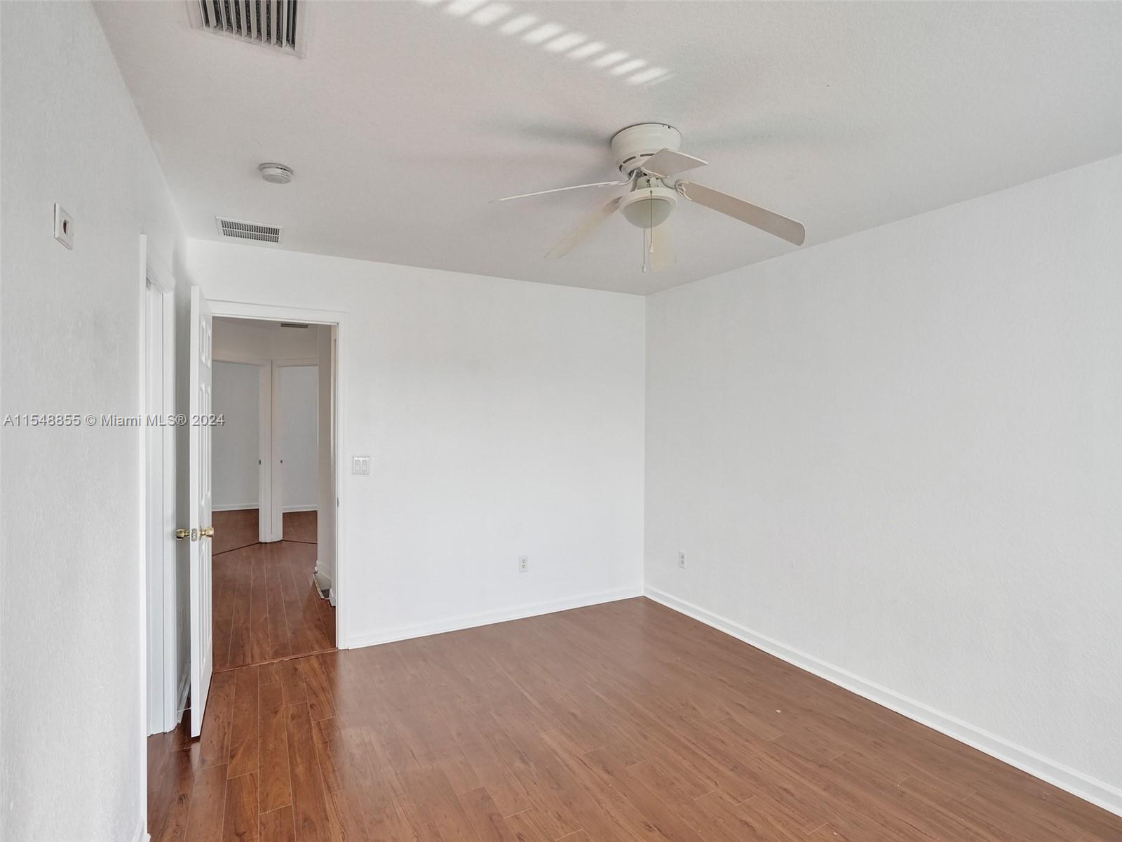 1215 Lucaya Dr # 0
