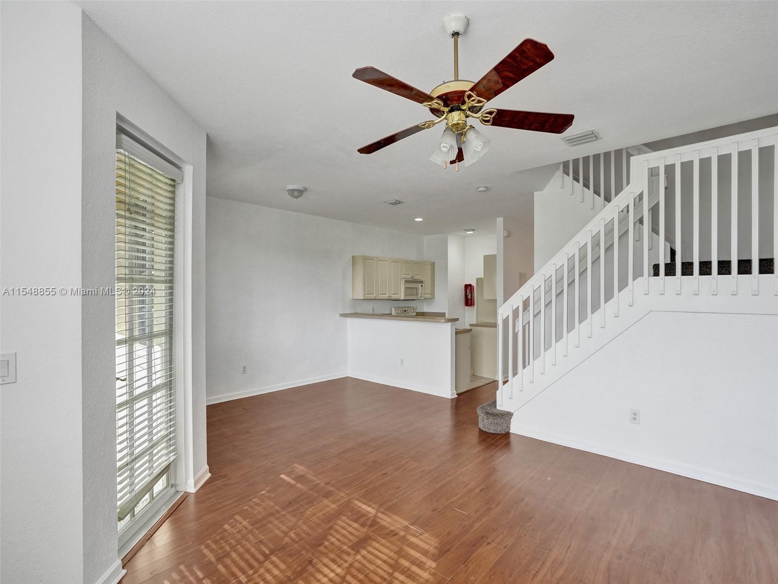 1215 Lucaya Dr # 0