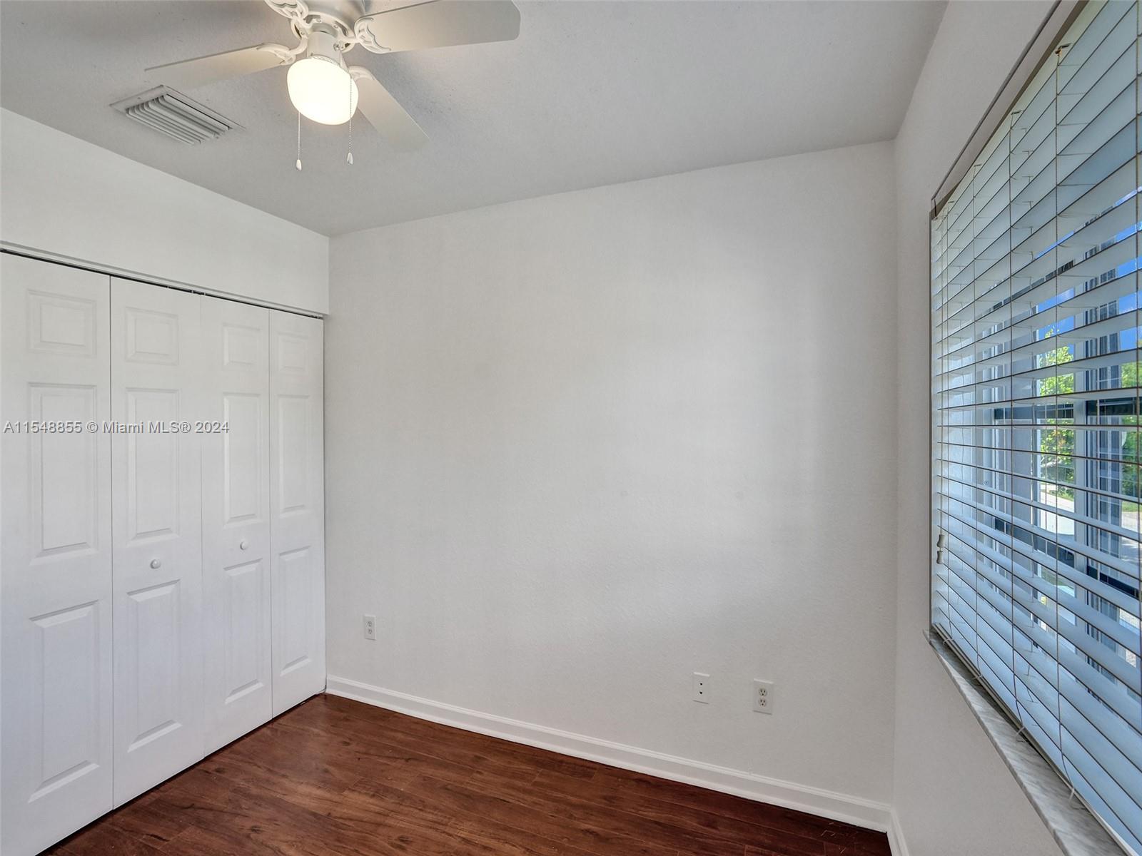 1215 Lucaya Dr # 0