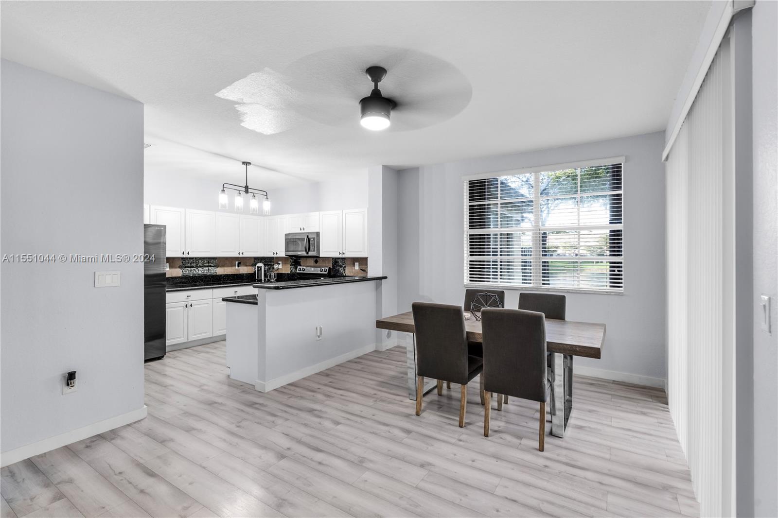 9333 SW 227th St # 6 Unit: 9-6