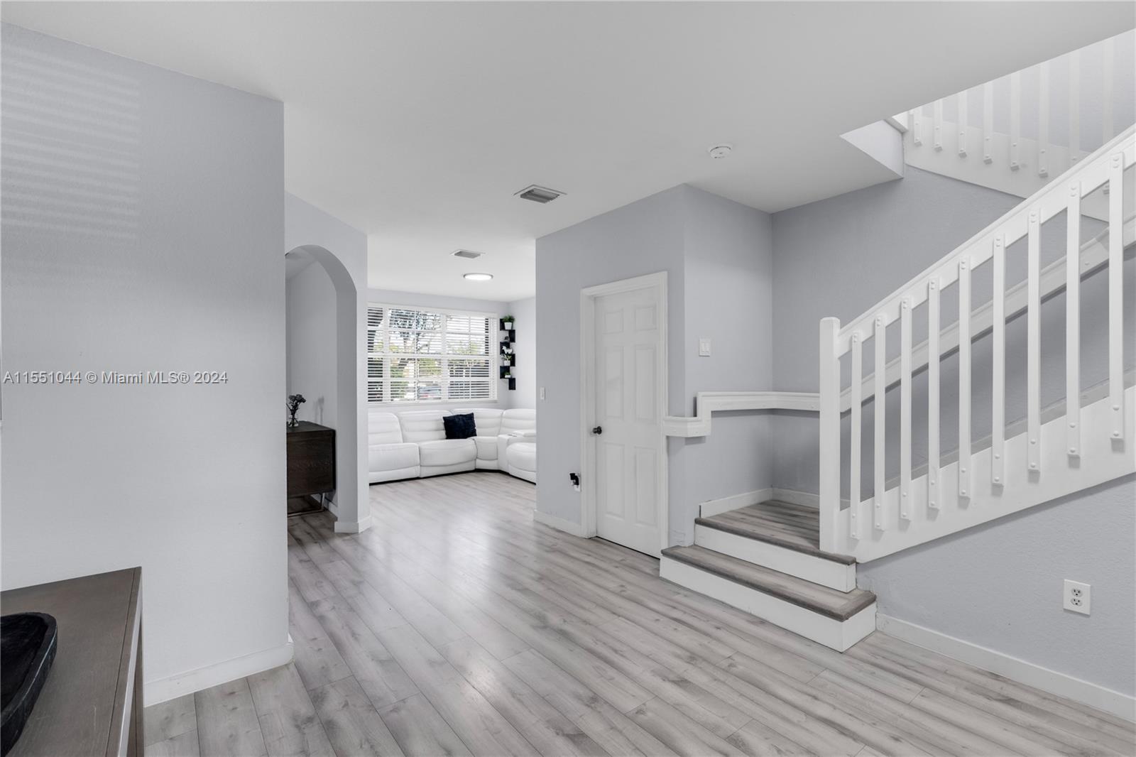 9333 SW 227th St # 6 Unit: 9-6