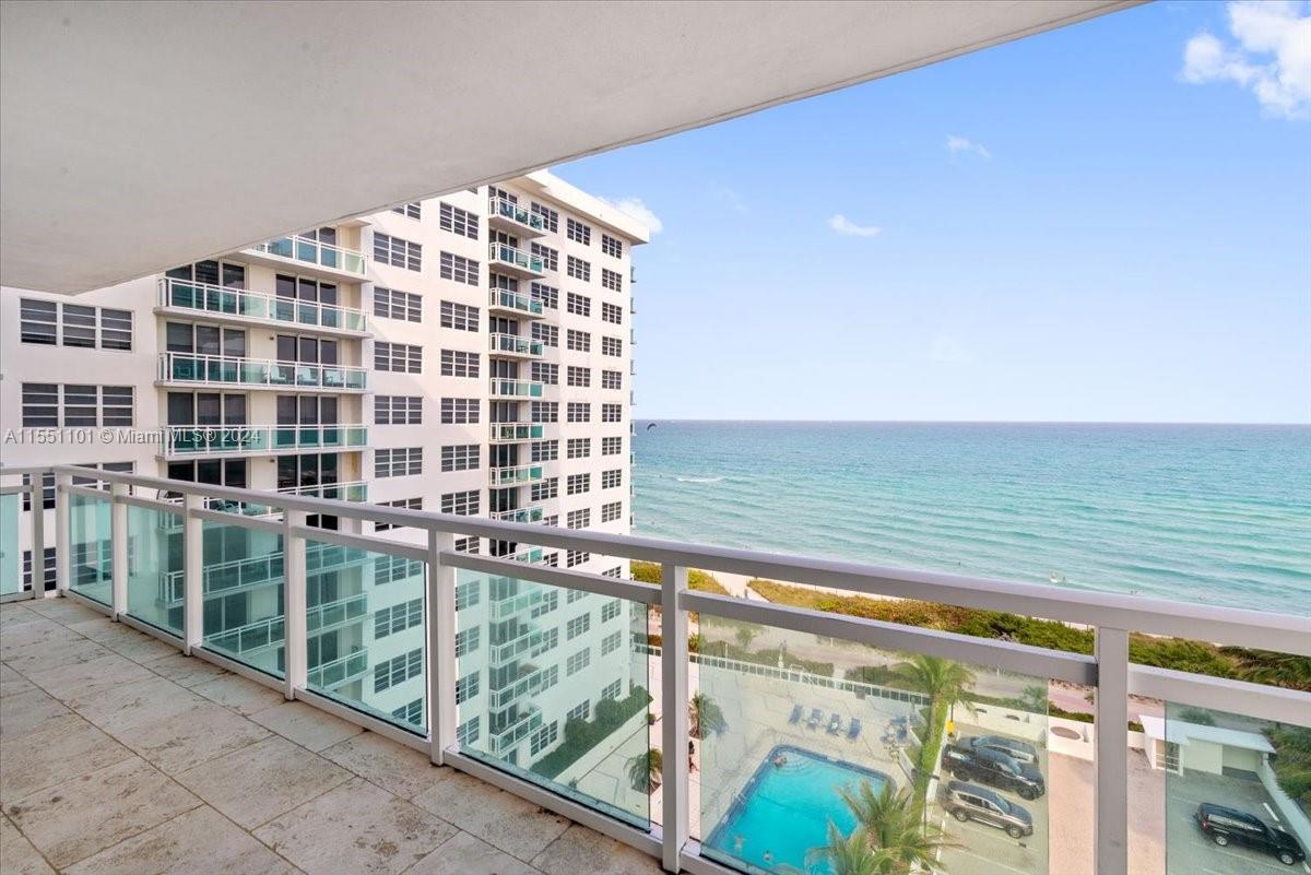 6917 Collins Ave # 1115