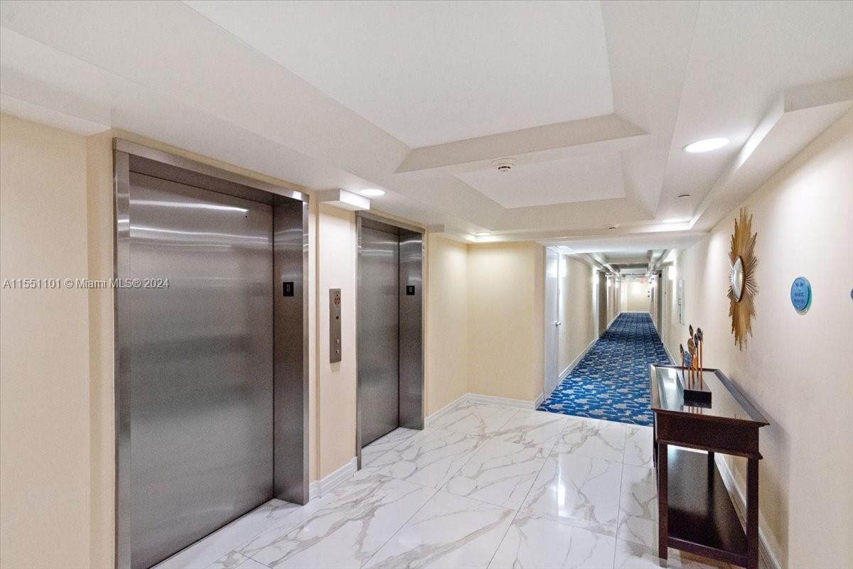 6917 Collins Ave # 1115
