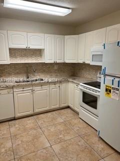 208 SW 11th St # 1