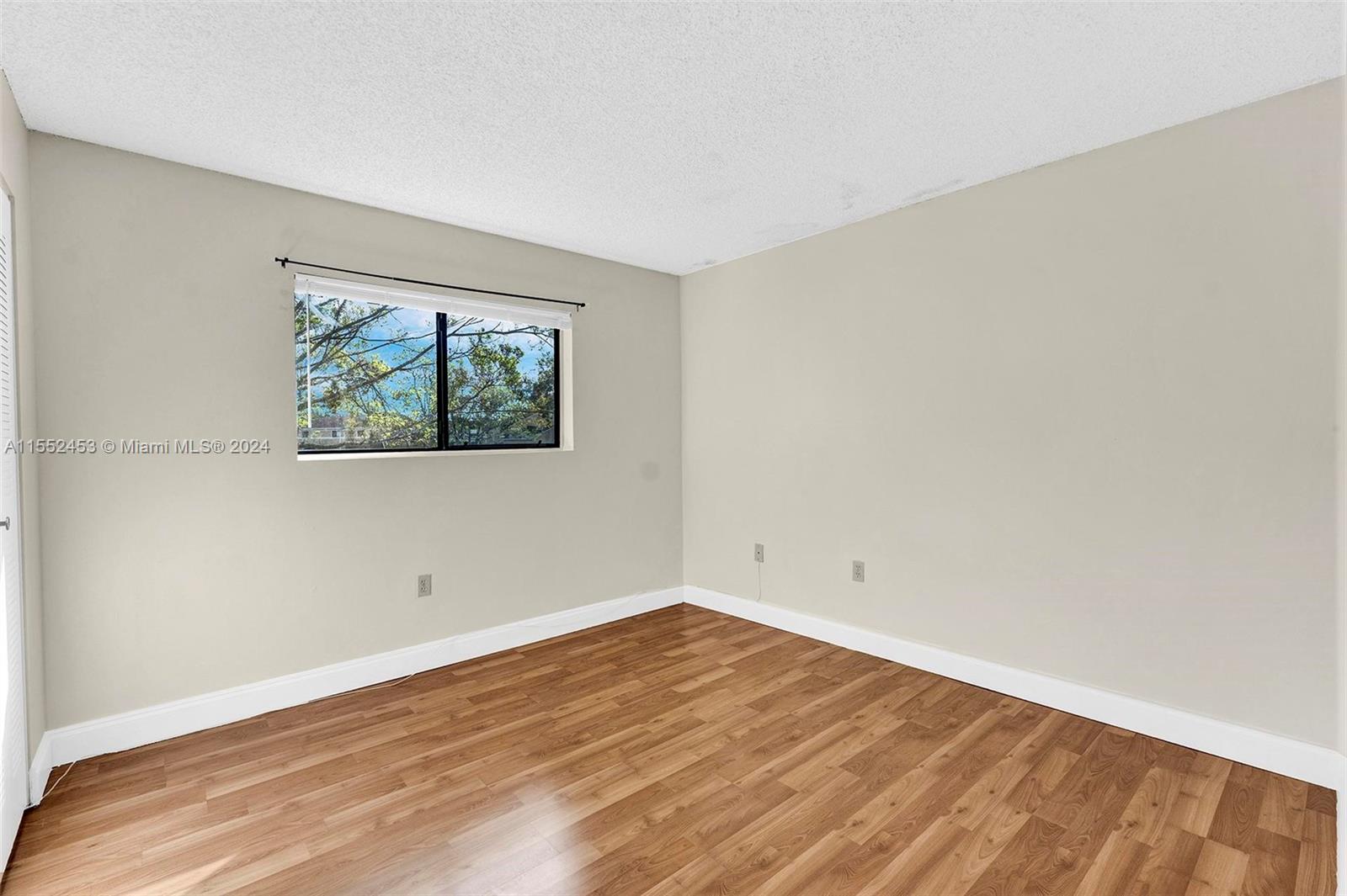 301 Palm Way # 203