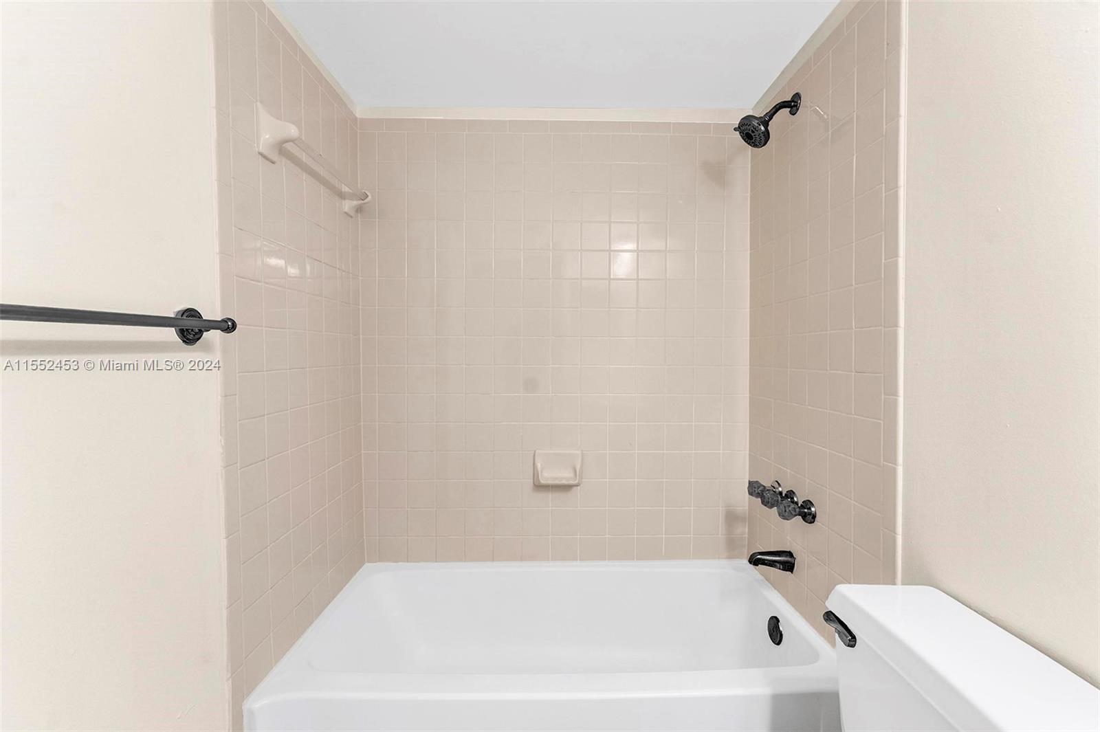 301 Palm Way # 203