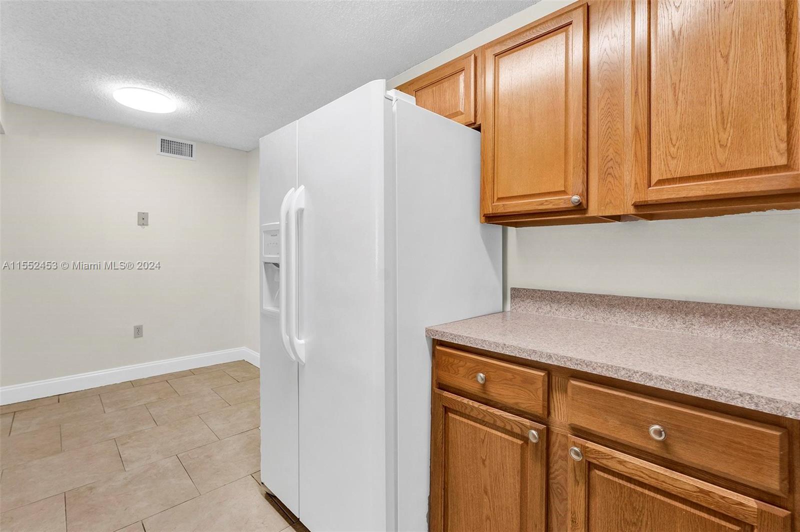 301 Palm Way # 203