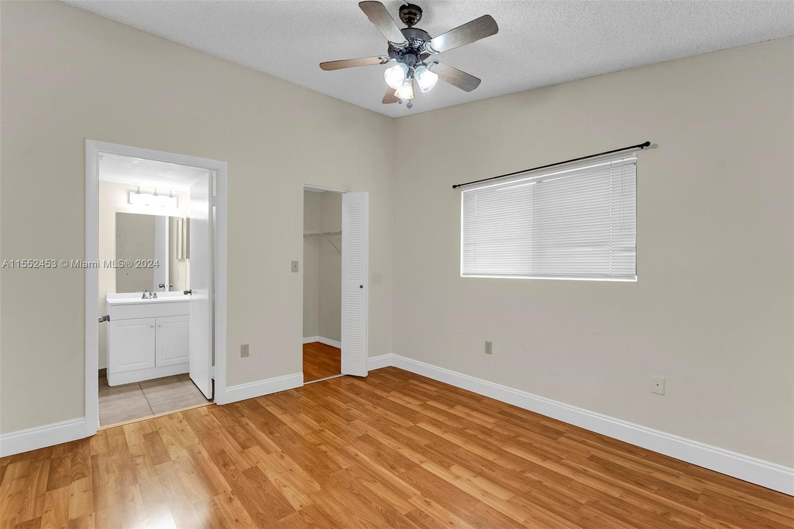 301 Palm Way # 203