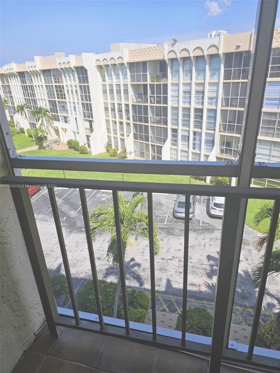 601 Three Islands Blvd # 511