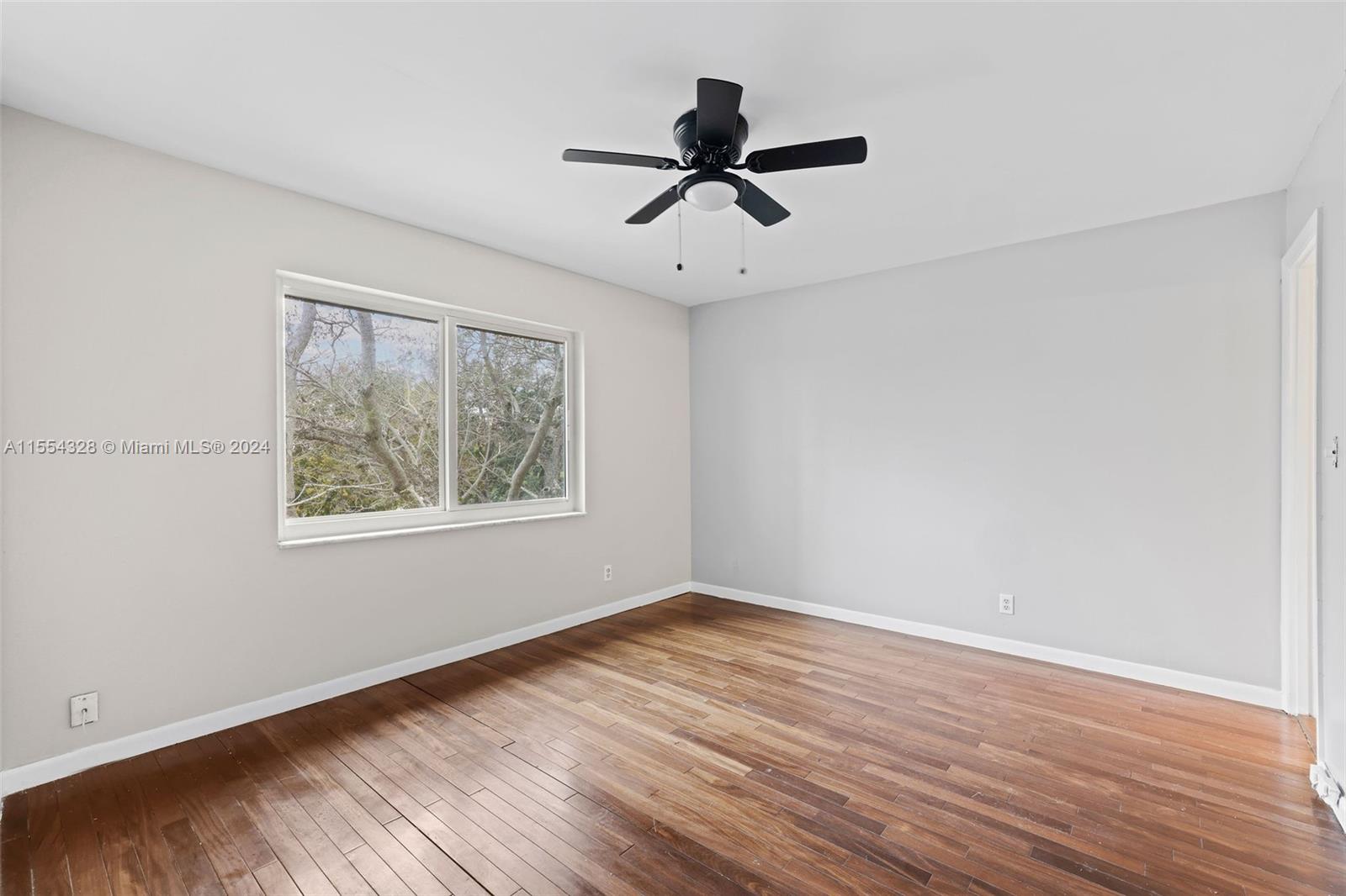 3330 Spanish Moss Ter # 402