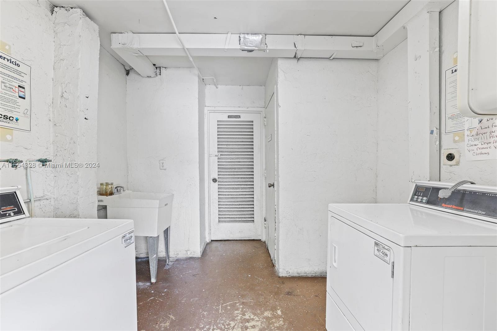 3330 Spanish Moss Ter # 402