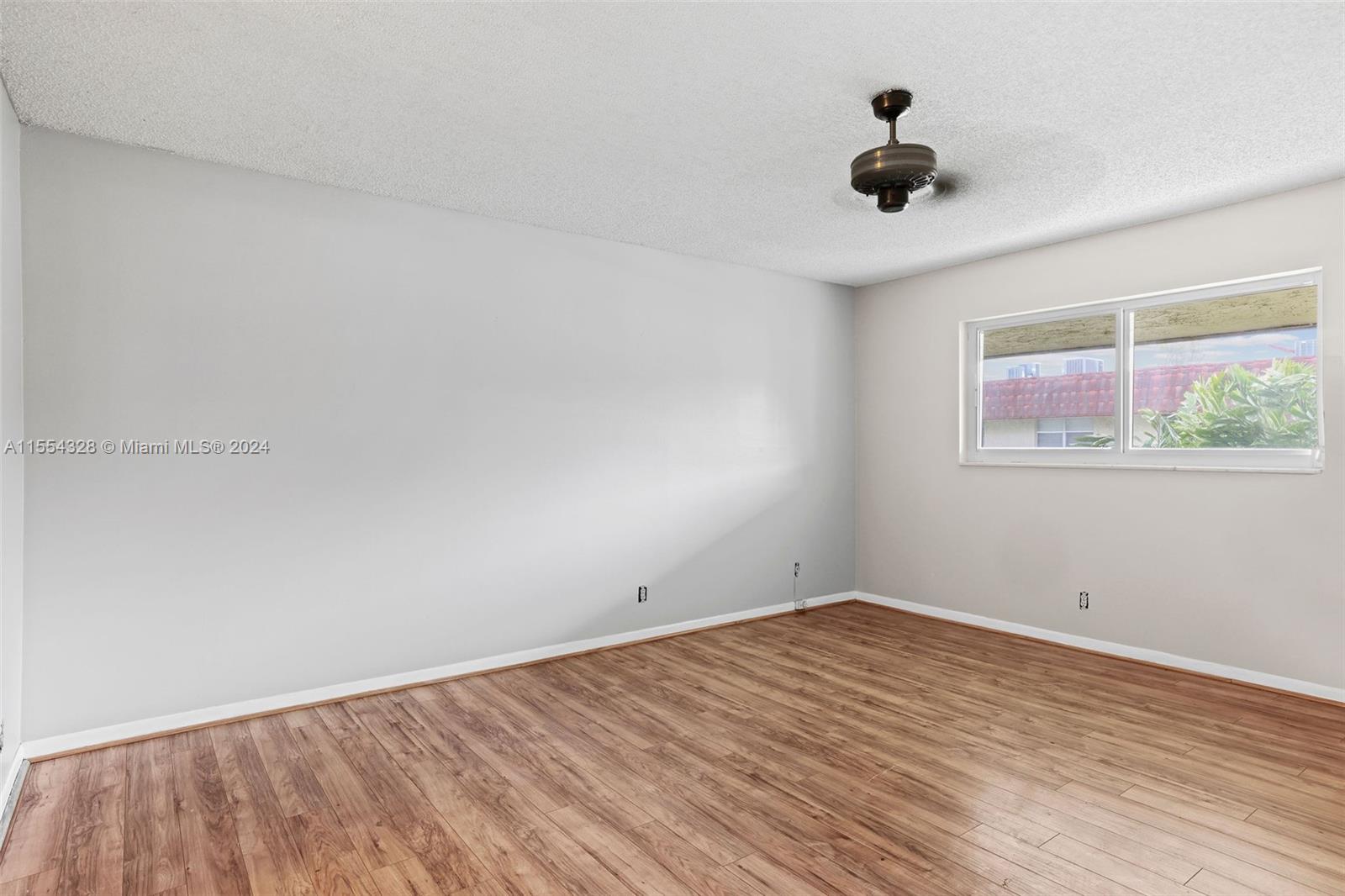 3330 Spanish Moss Ter # 402