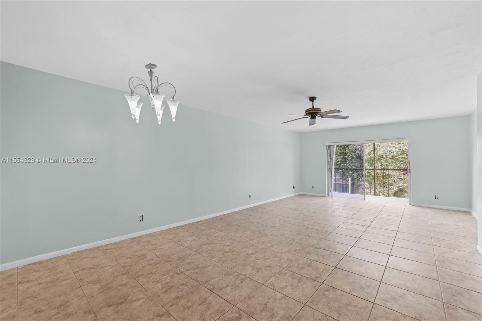 3330 Spanish Moss Ter # 402