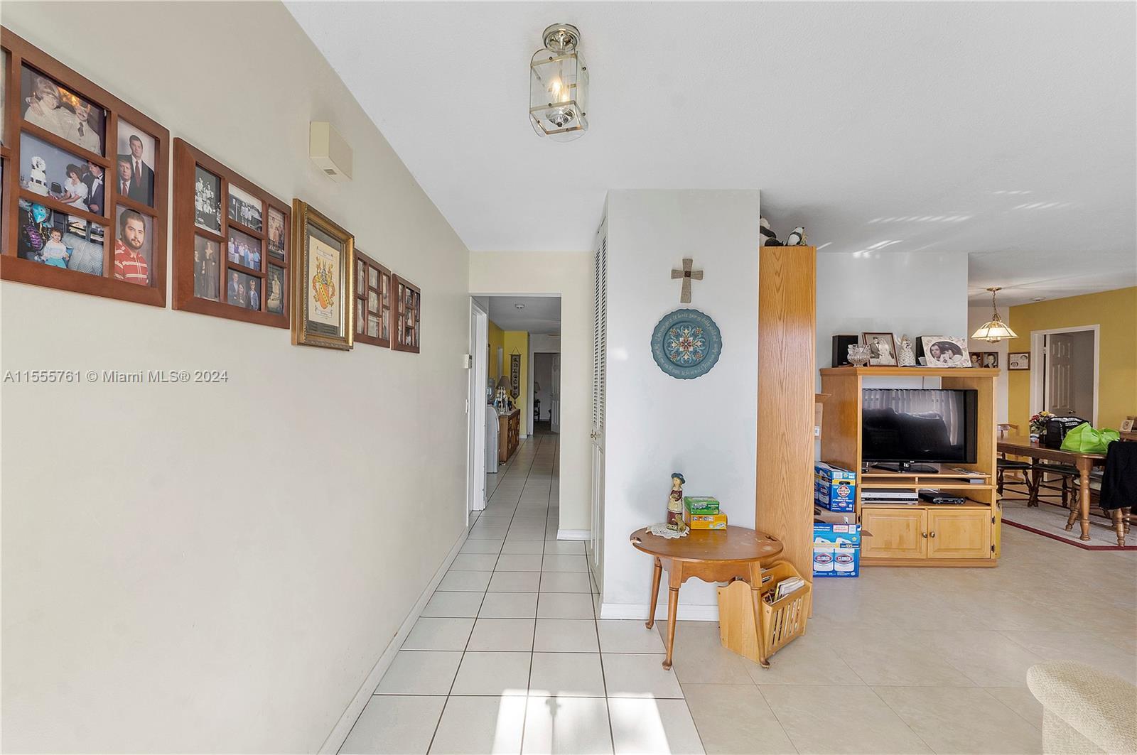 2044 NW 66th Ave
