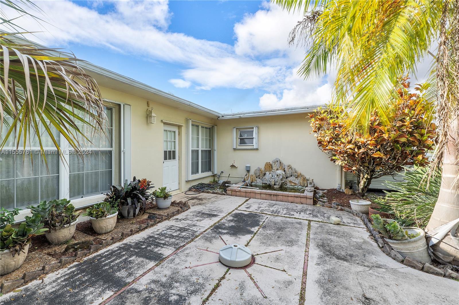 2044 NW 66th Ave