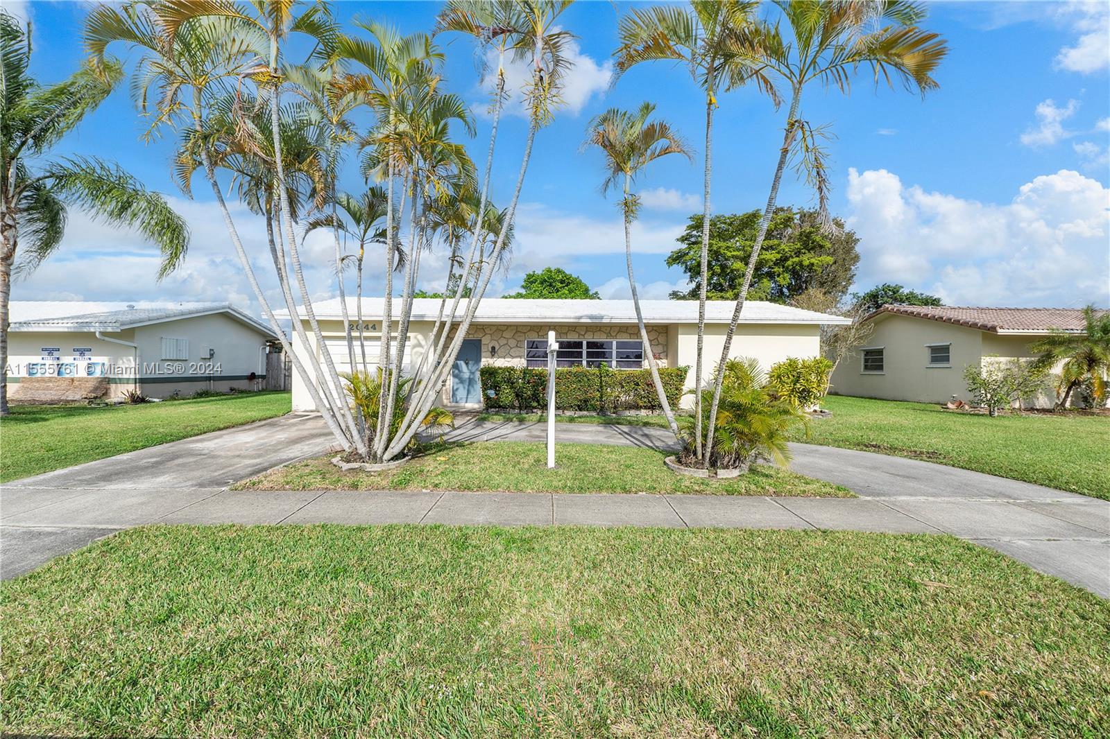 2044 NW 66th Ave