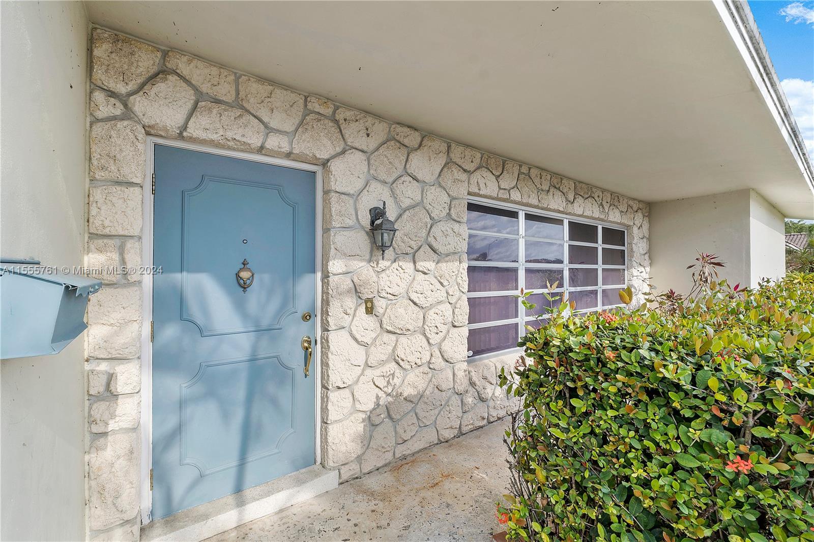 2044 NW 66th Ave