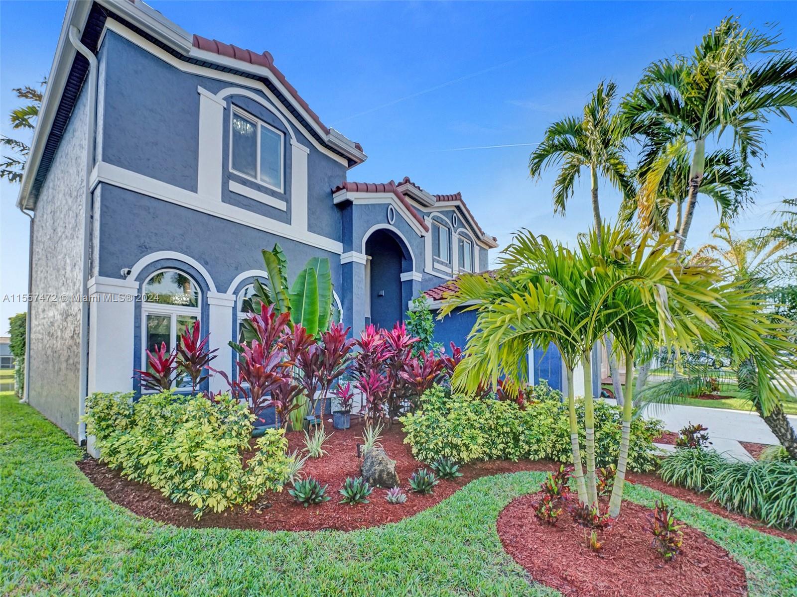 1654 E Harmony Lake Cir