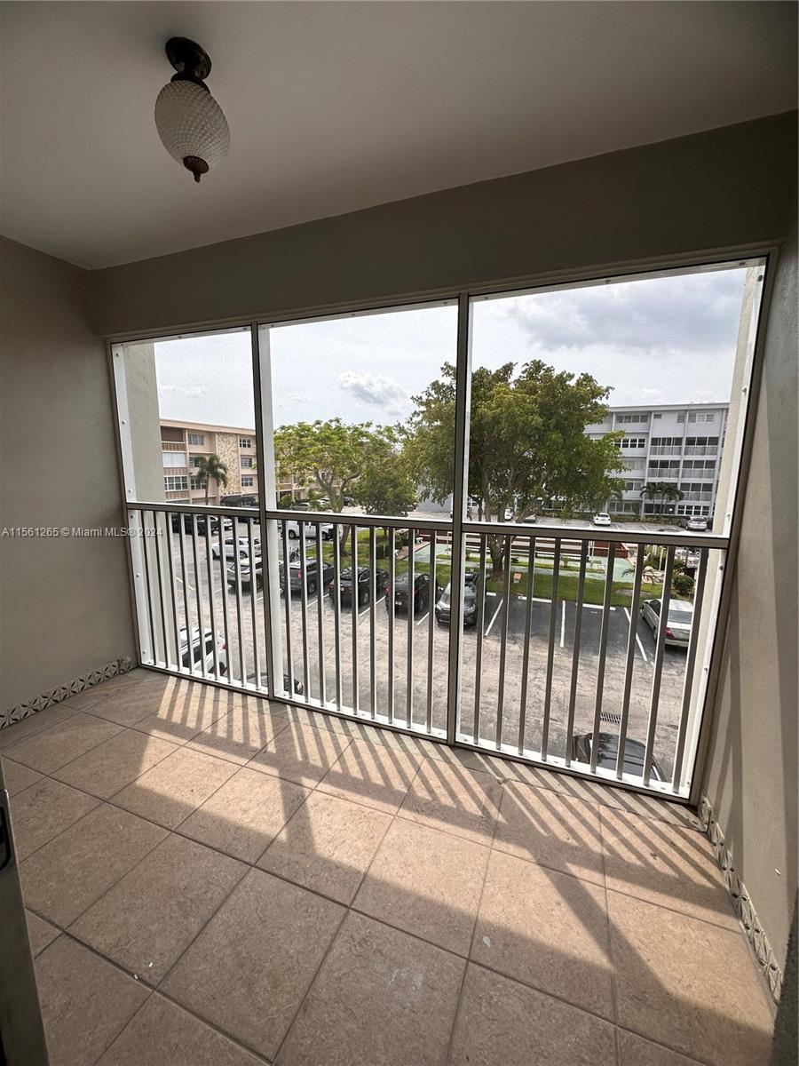 330 SE 2nd St # 303H