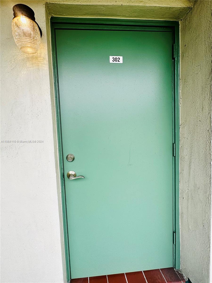 1333 E Hallandale Beach Blvd Unit: 302