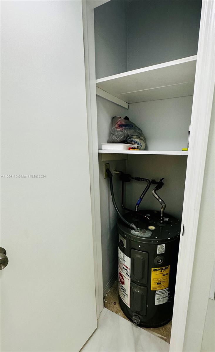 1333 E Hallandale Beach Blvd Unit: 302
