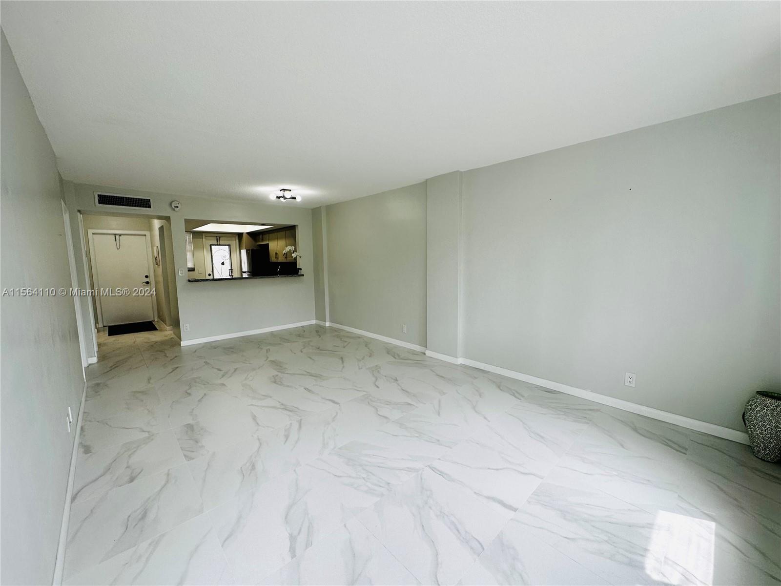 1333 E Hallandale Beach Blvd Unit: 302