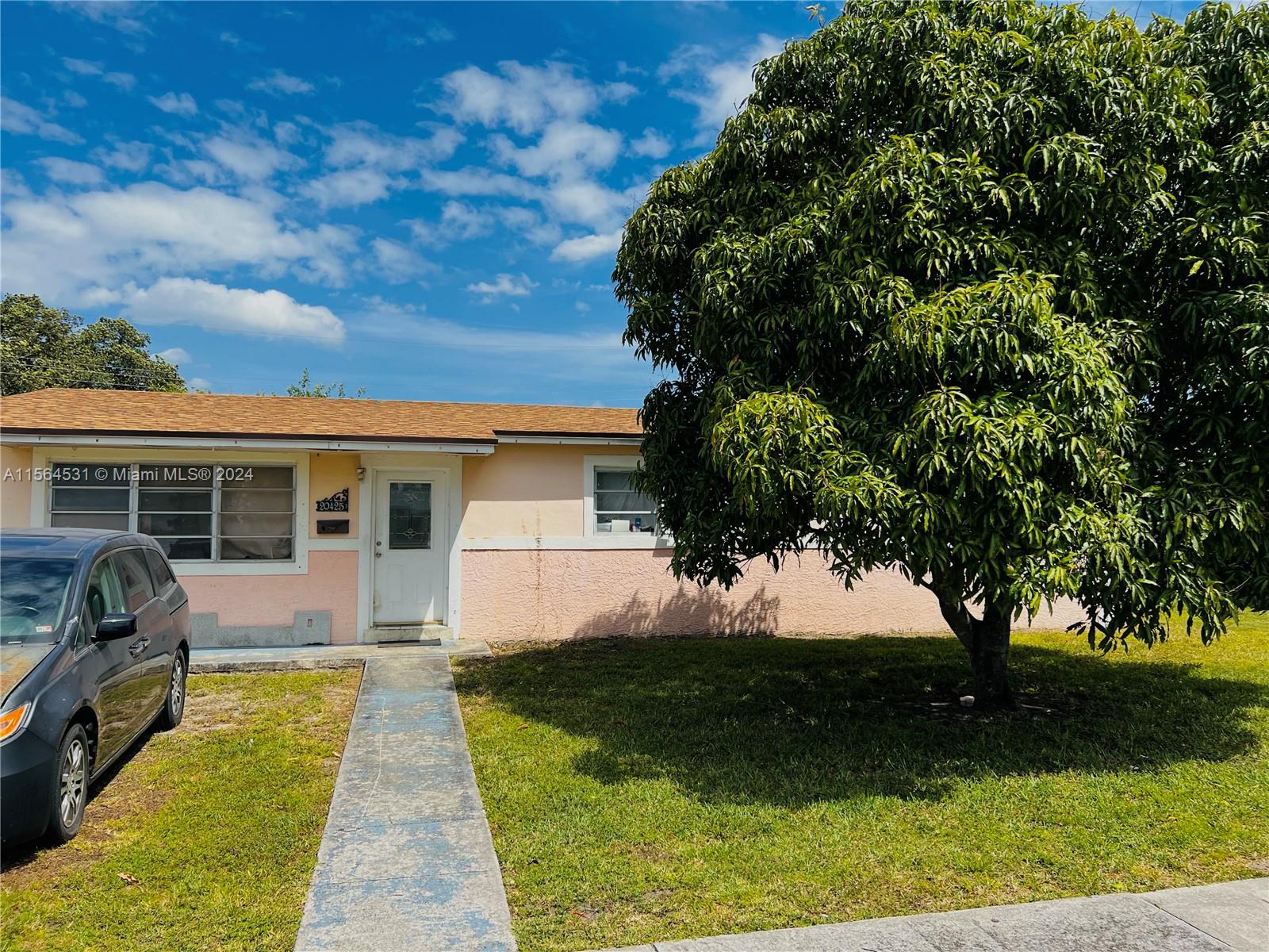 20425 NW 25th Ct