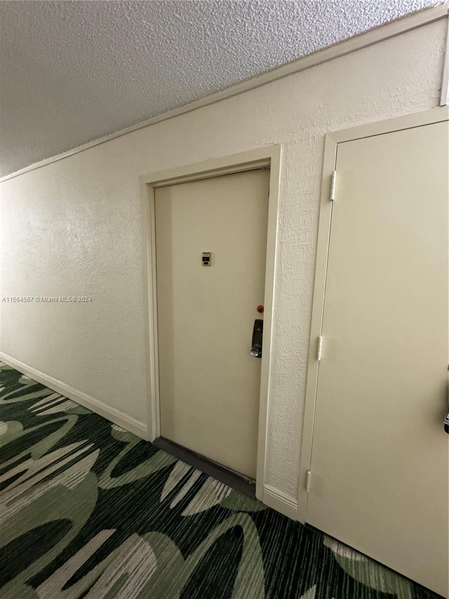 800 Parkview Dr # 519