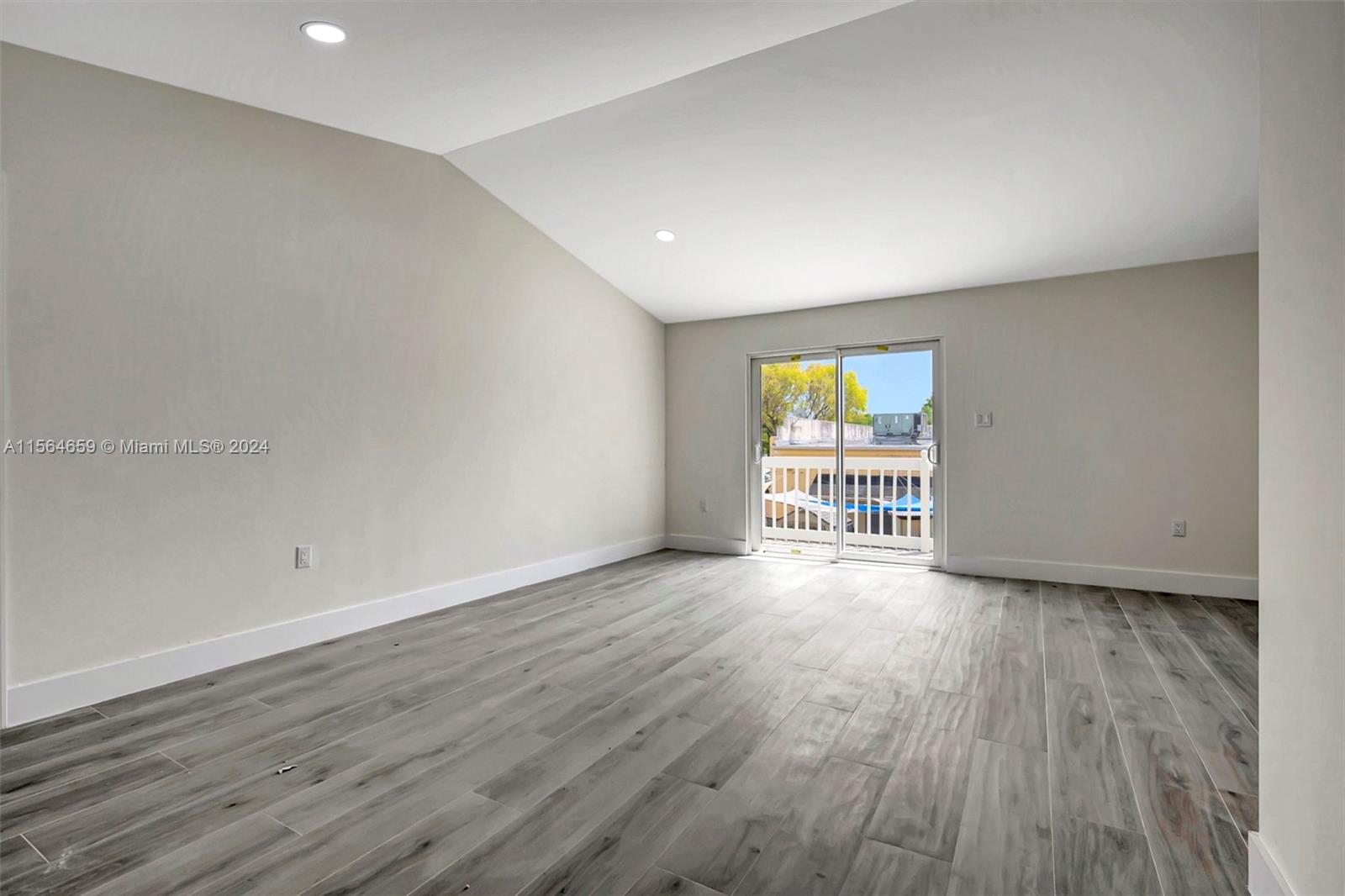 14623 SW 143rd Place Cir