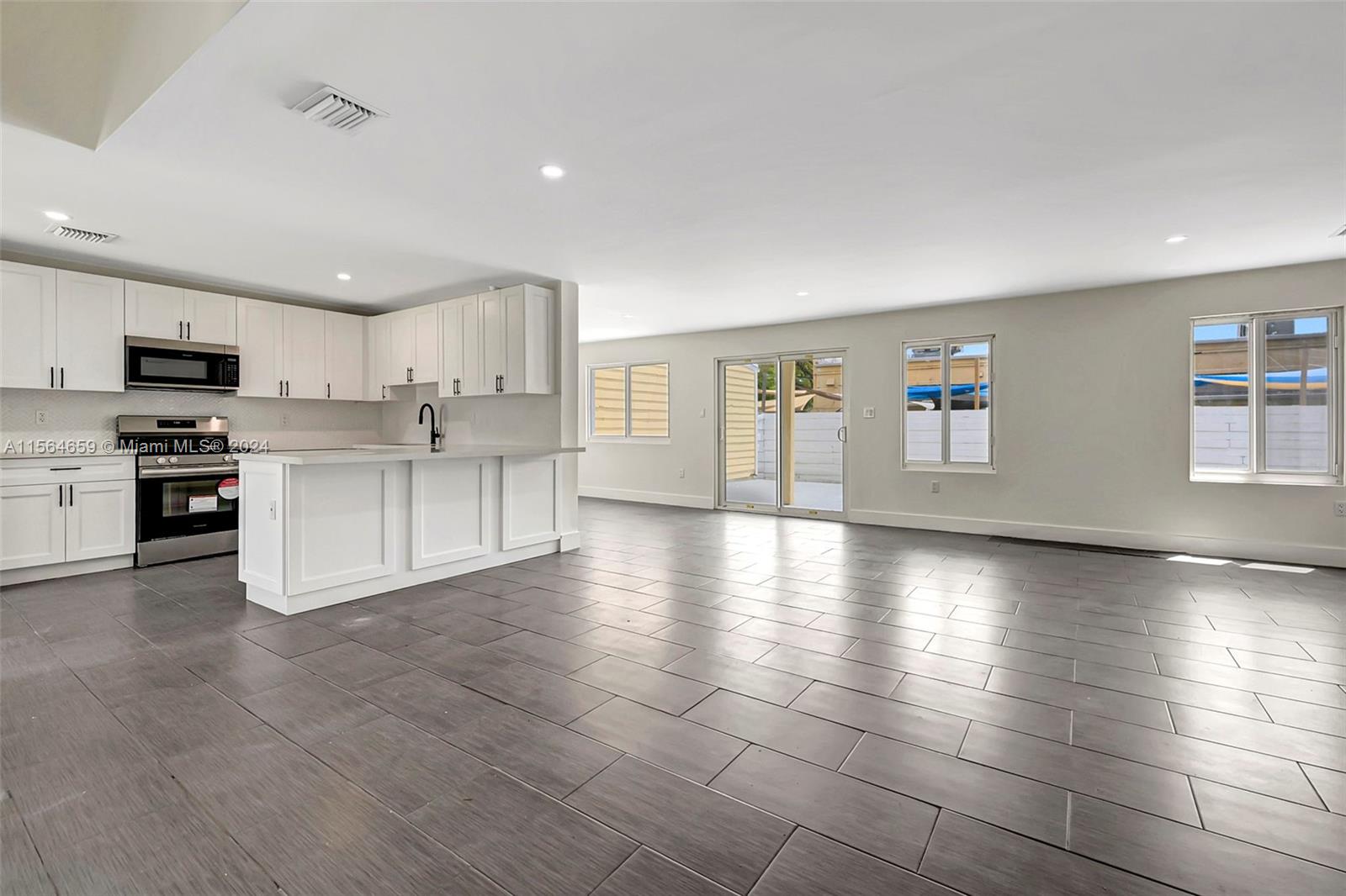 14623 SW 143rd Place Cir
