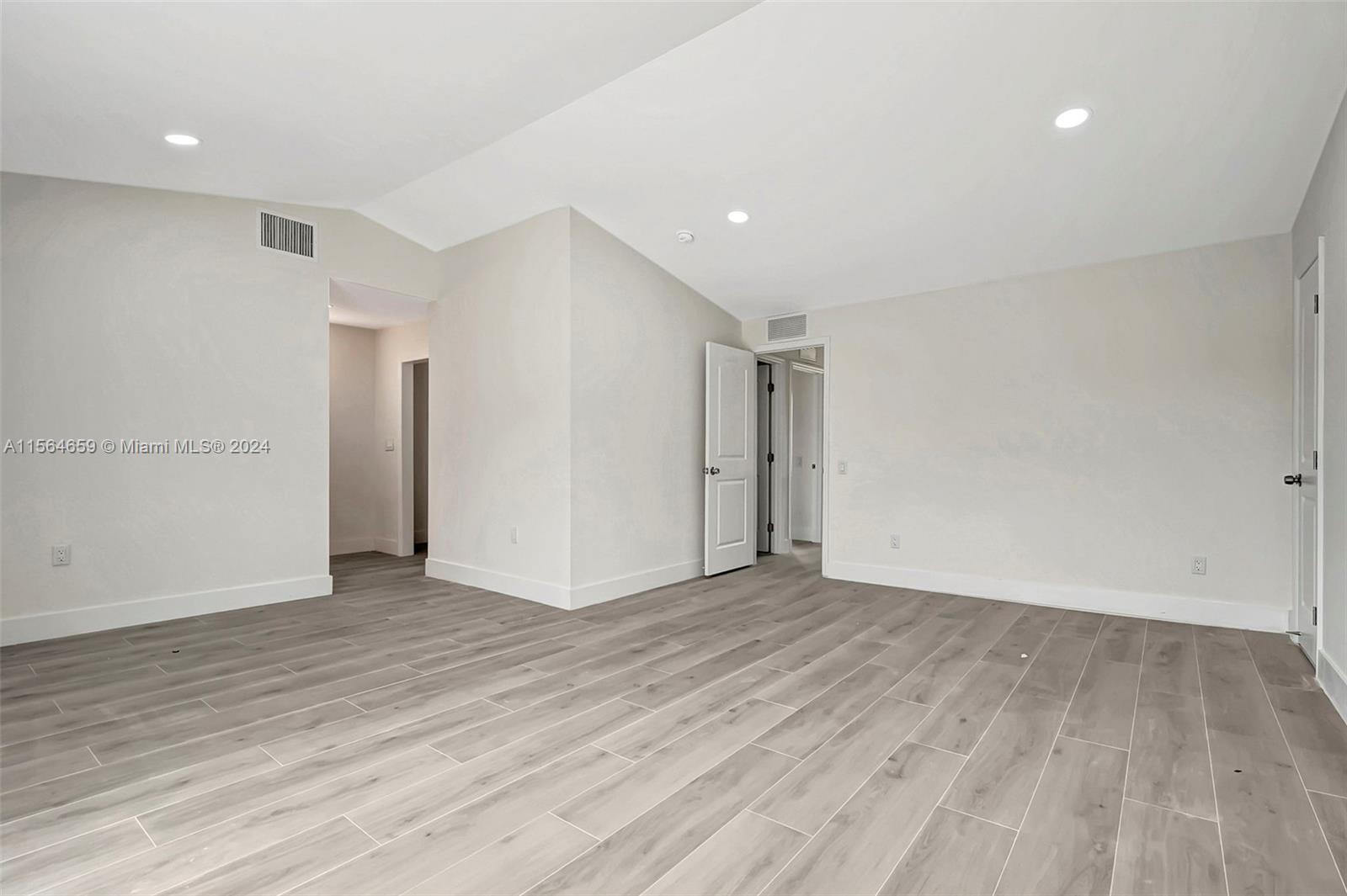 14623 SW 143rd Place Cir