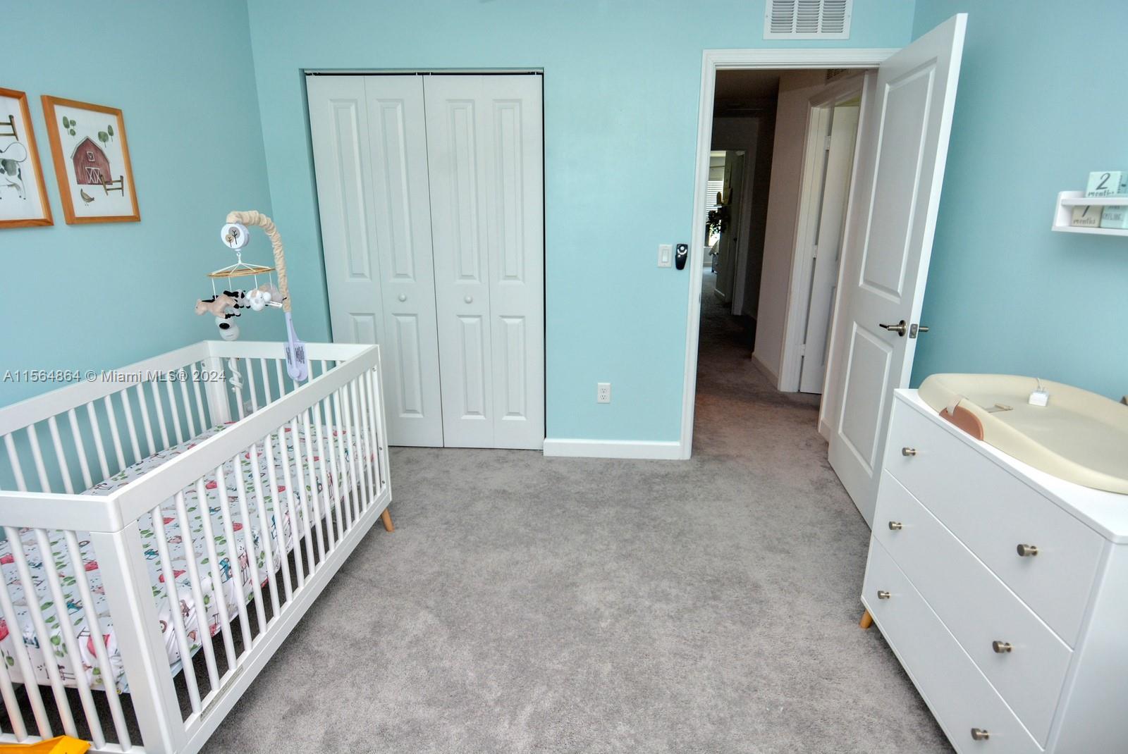 1009 Kapok Ln