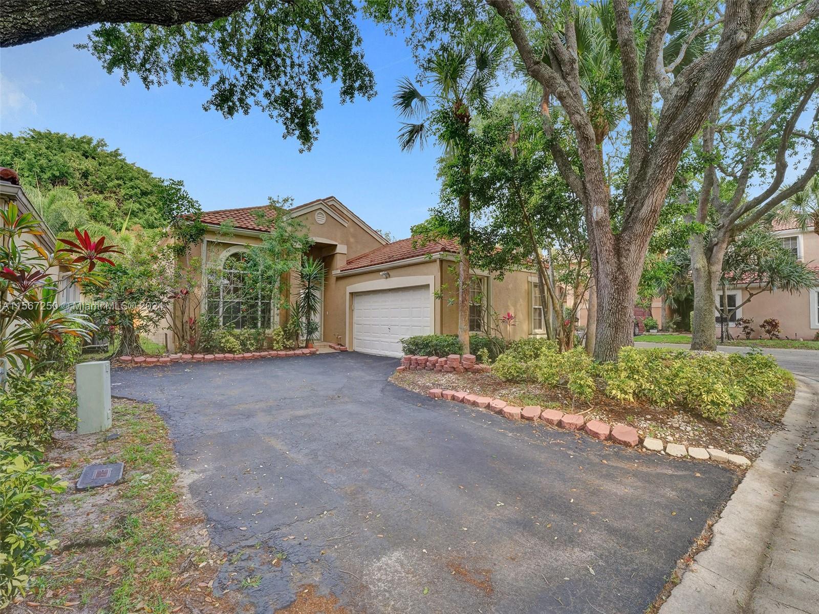 7665 NW 61st Ave # 7665