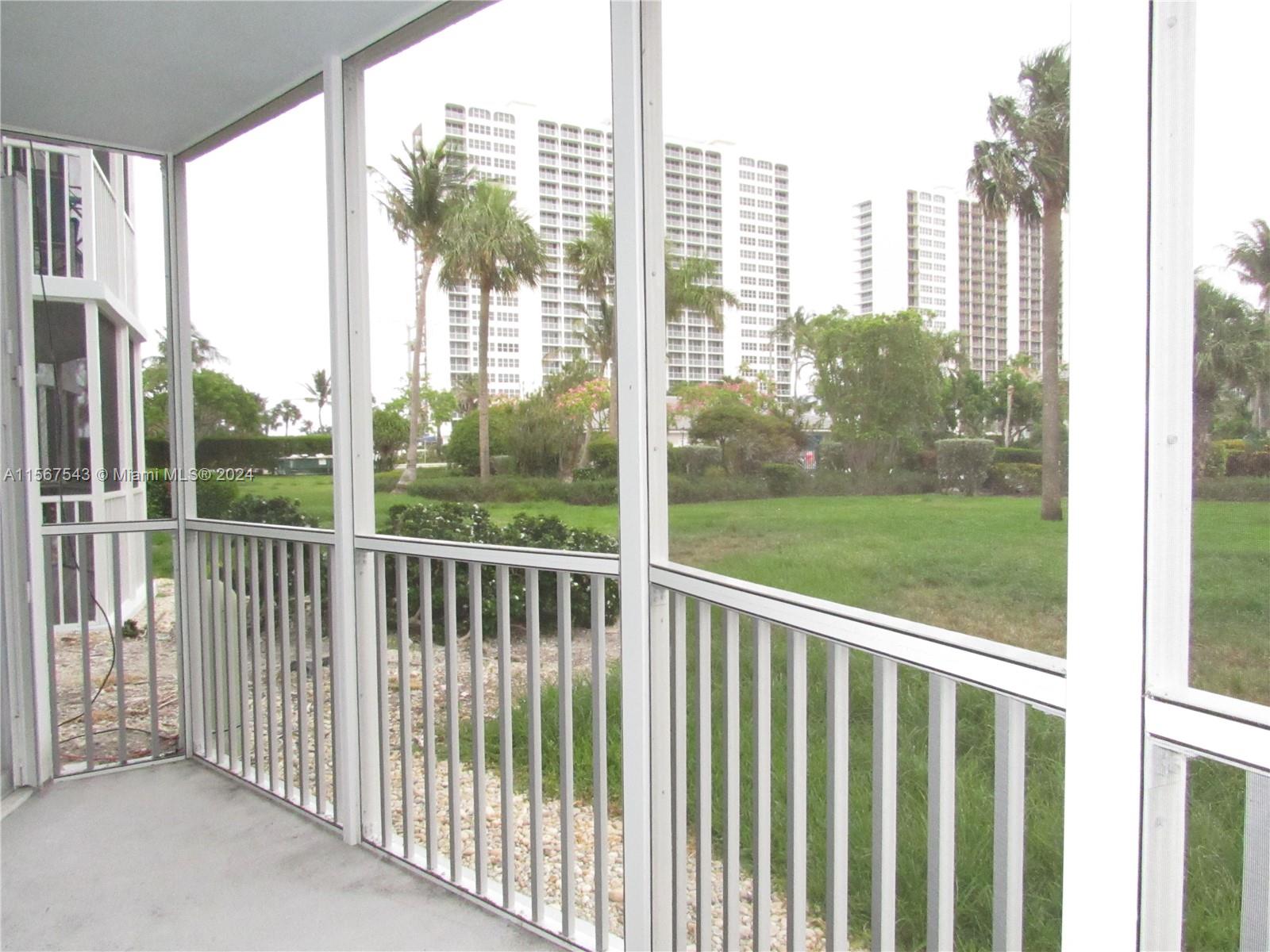2700 Banyan Rd # 7