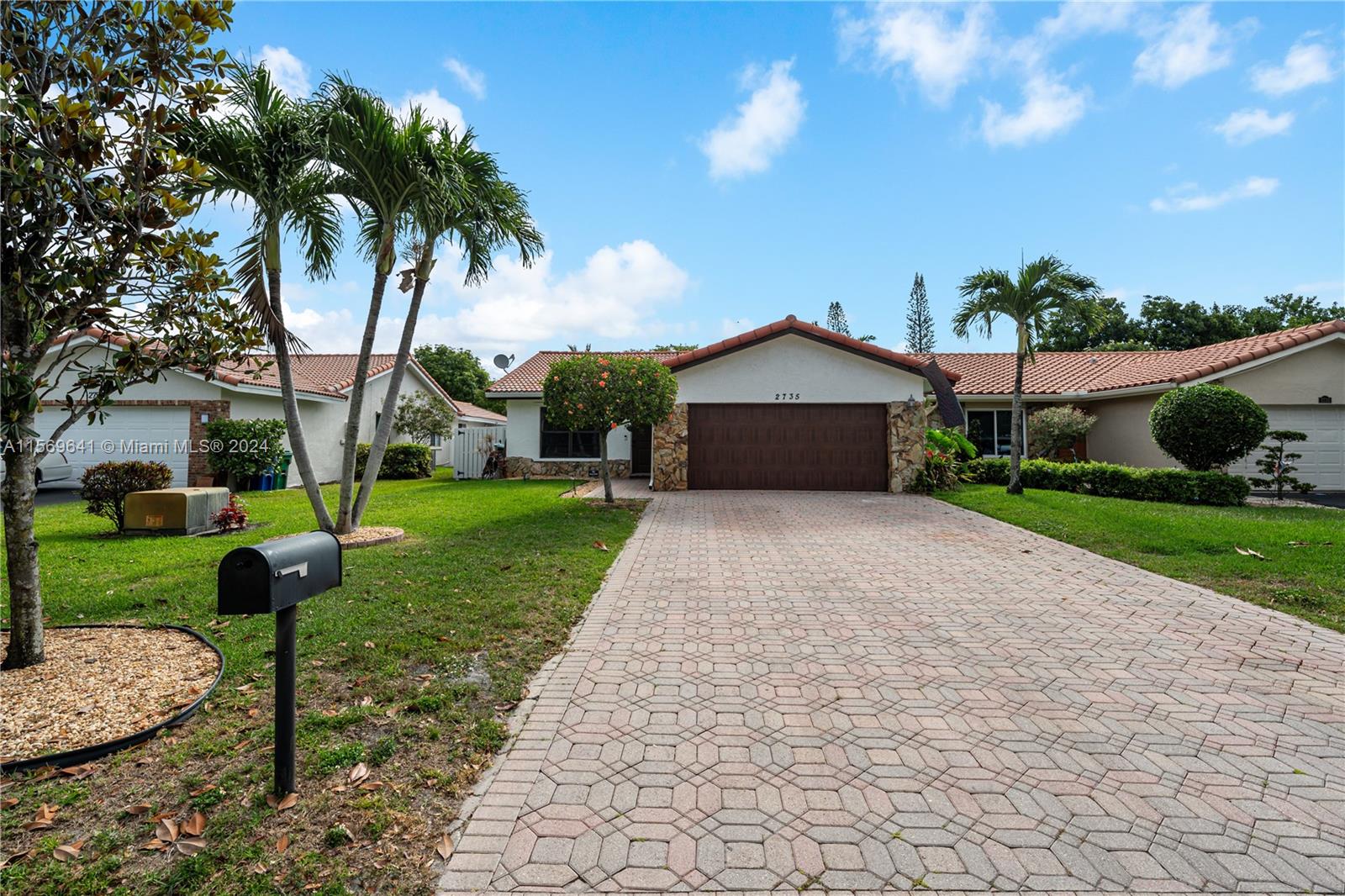 2735 NW 92nd Ave