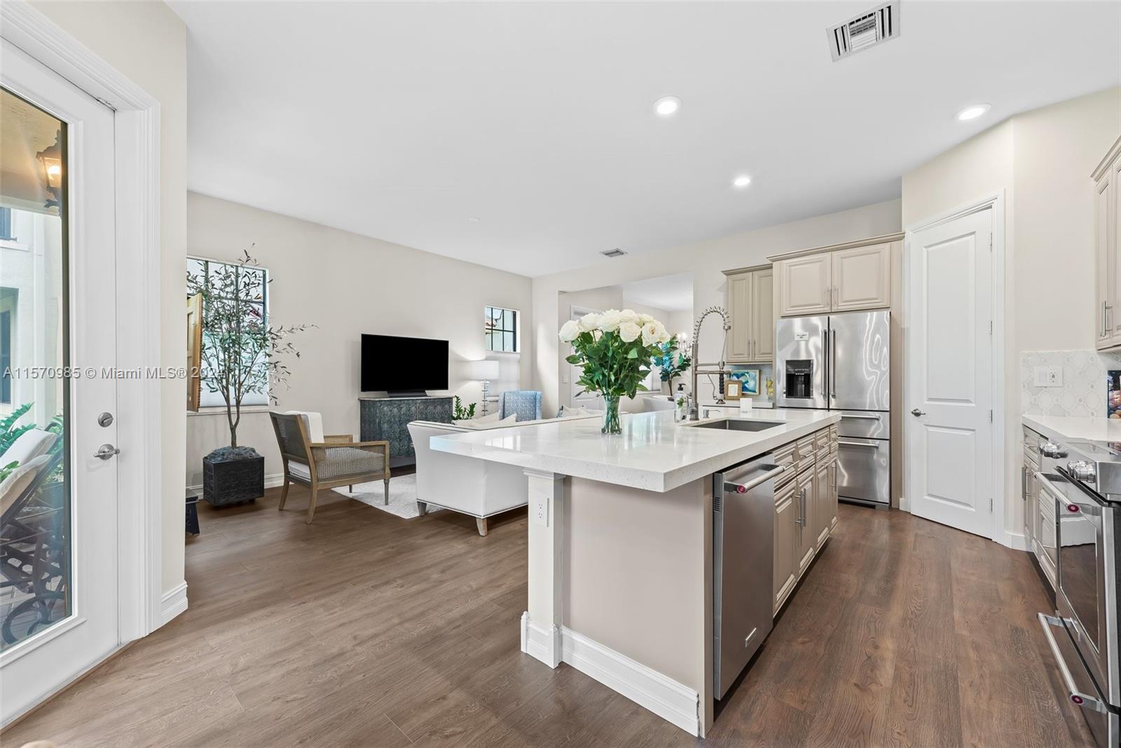 125 SW 127th Ter