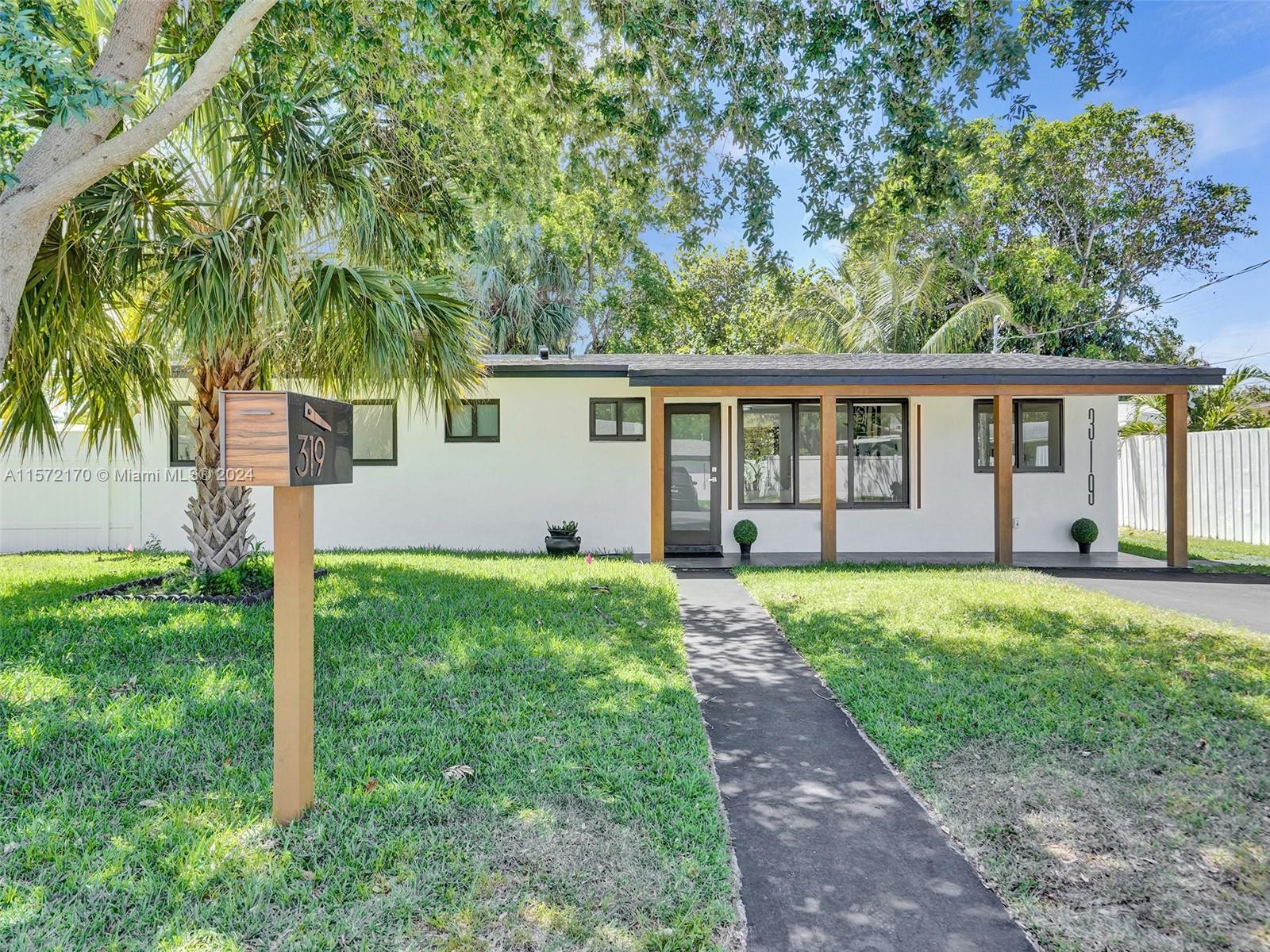 319 NE 12th Ave