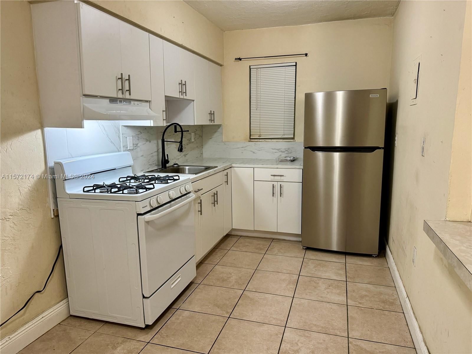4250 SW 67th Ave # 6
