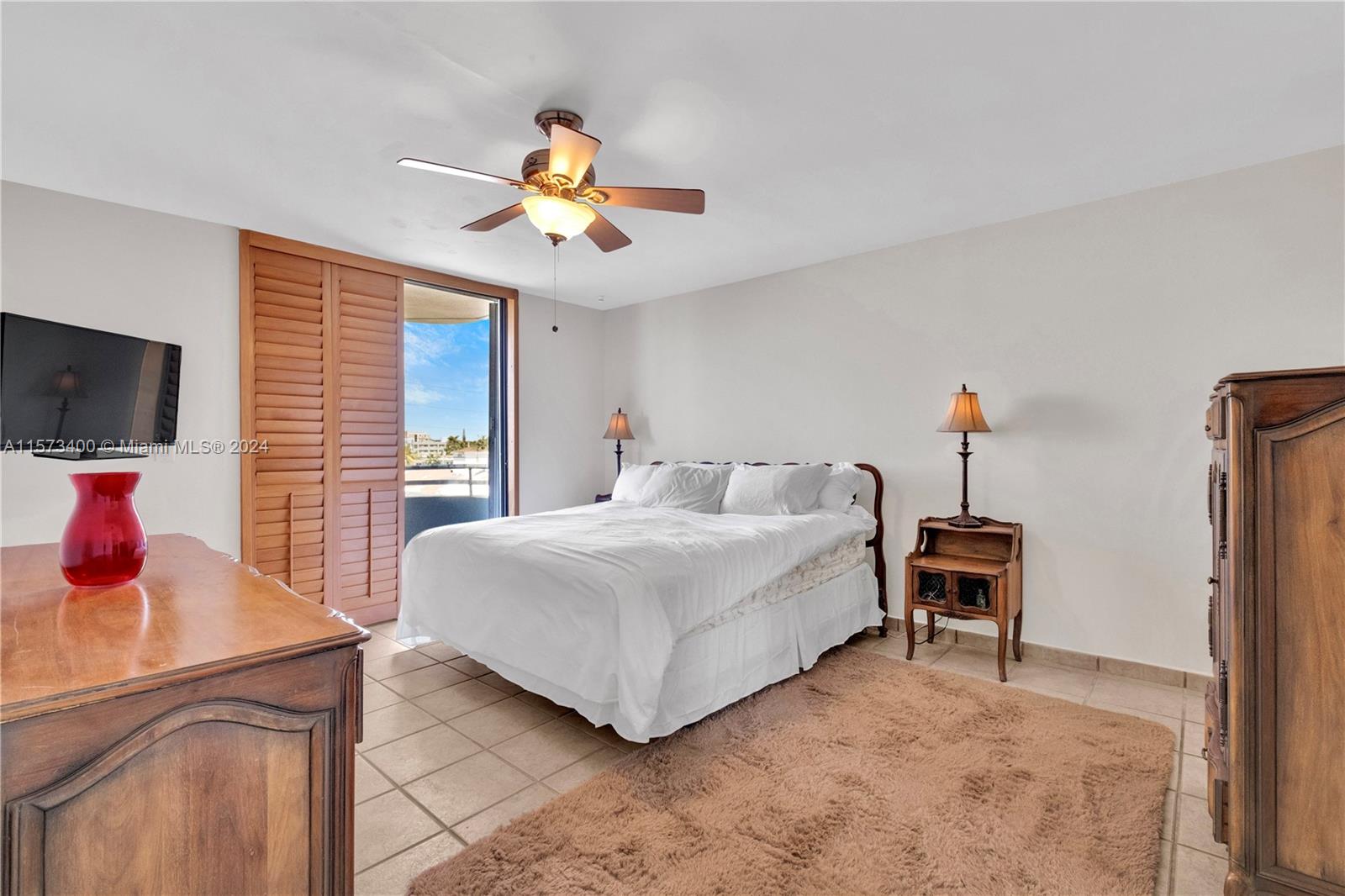 8201 Byron Ave # 401