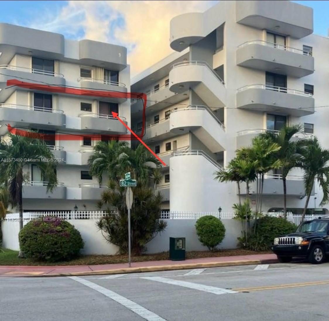 8201 Byron Ave # 401