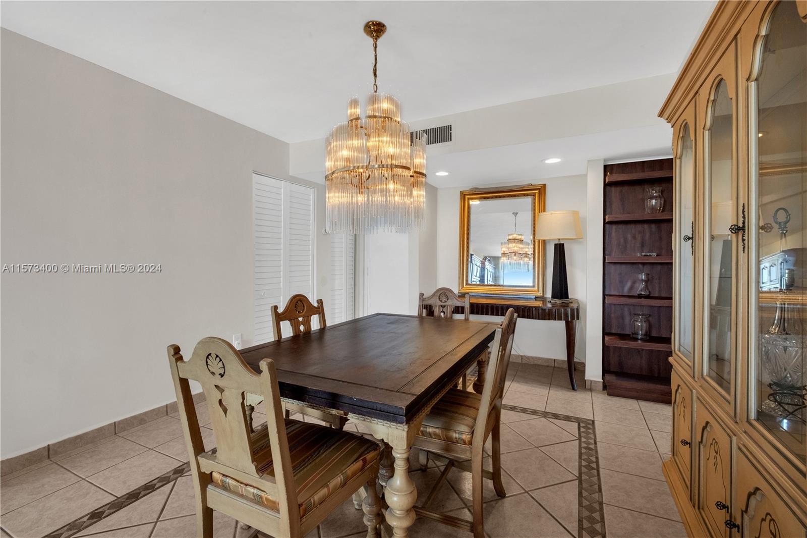 8201 Byron Ave # 401