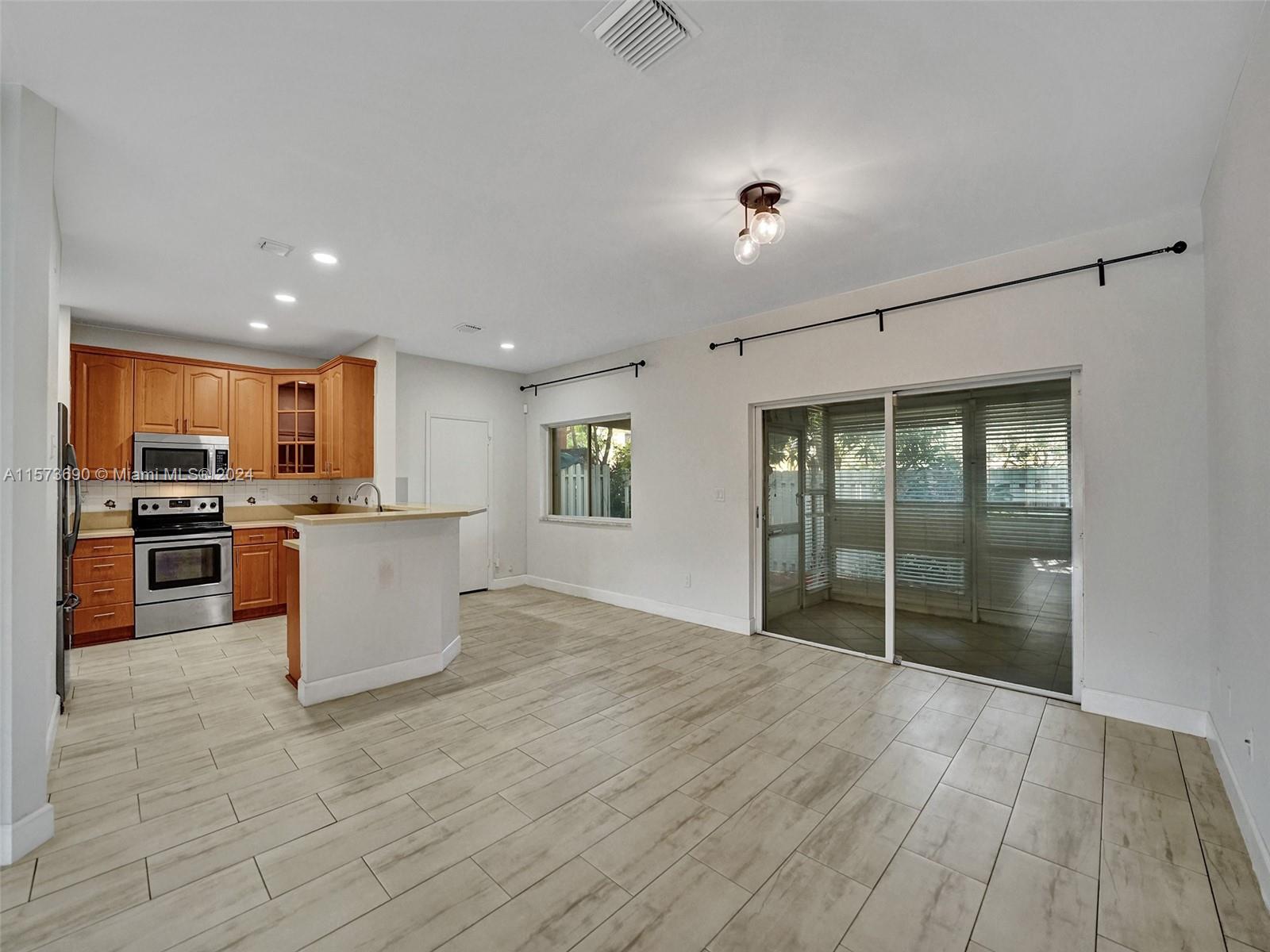 1844 SW 102nd Way