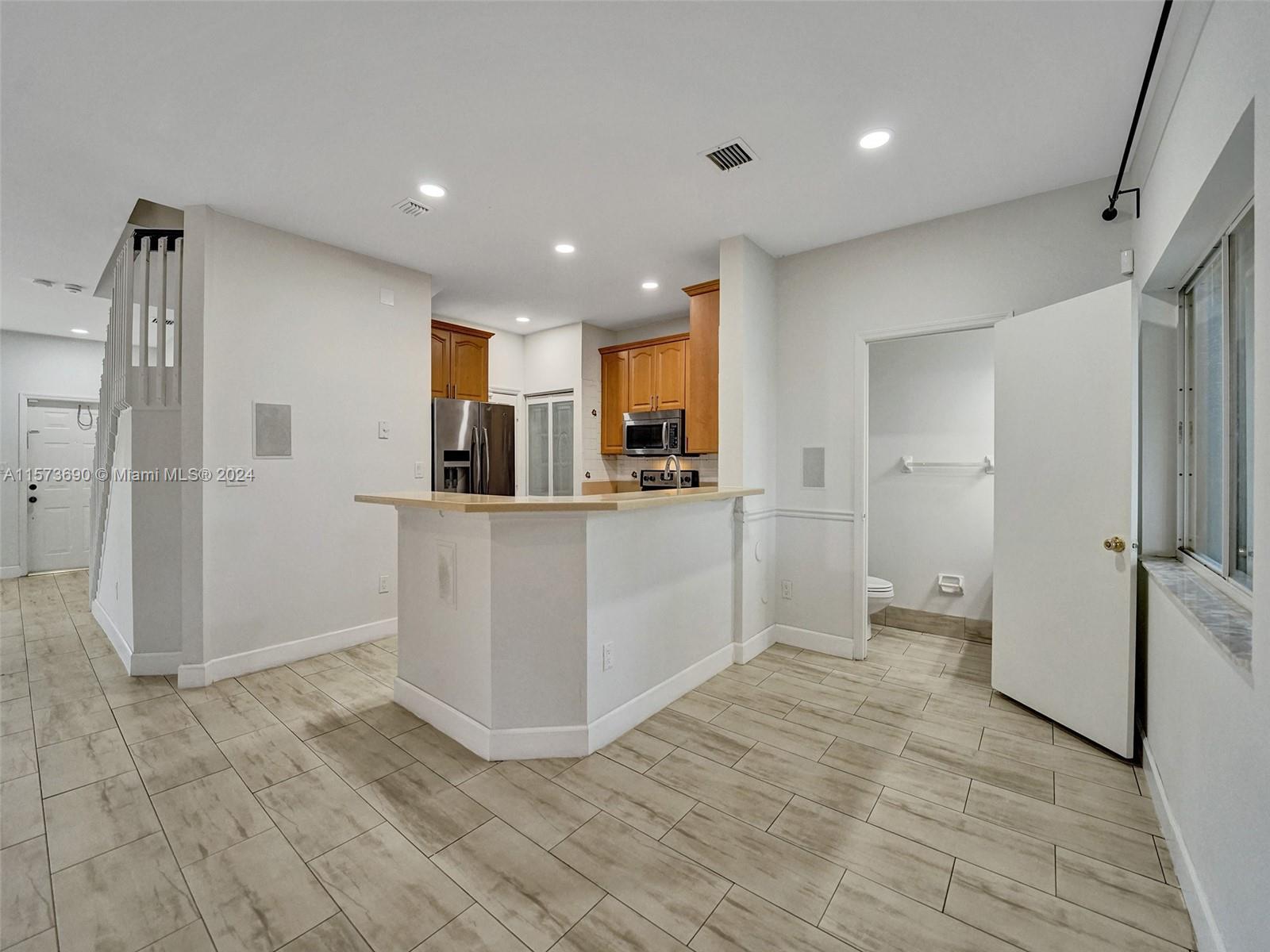 1844 SW 102nd Way