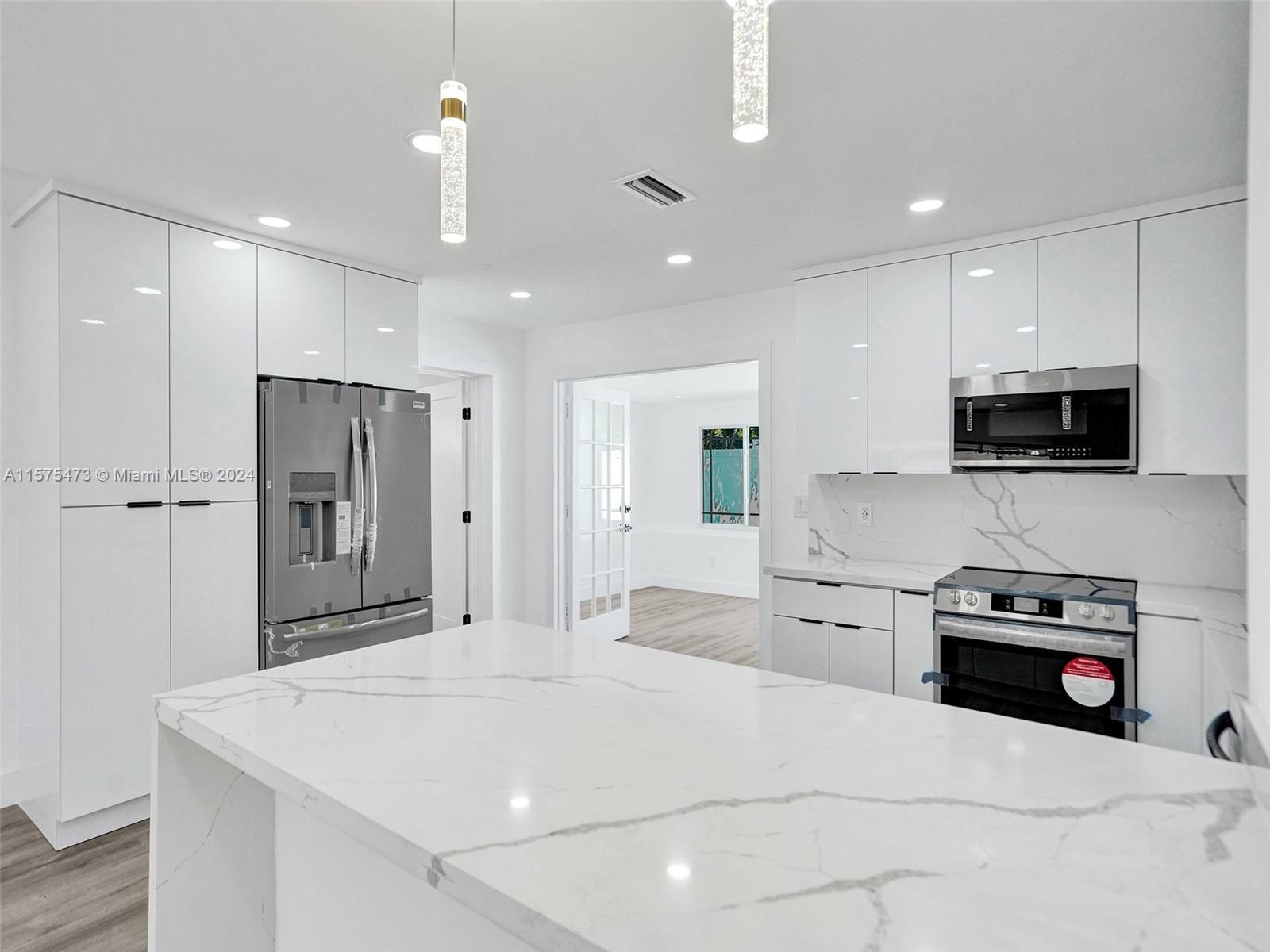 310 NE 12th Ave
