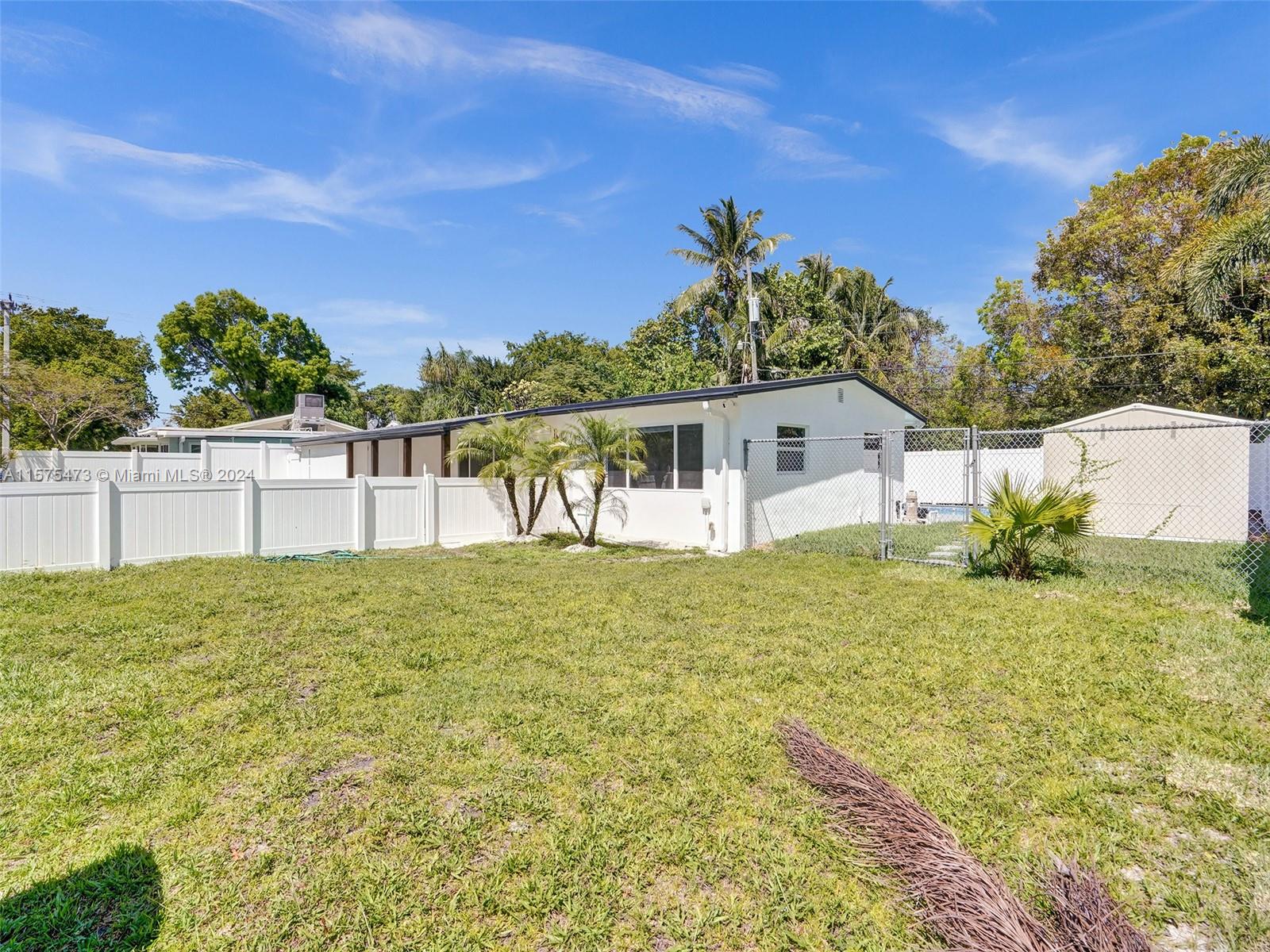 310 NE 12th Ave