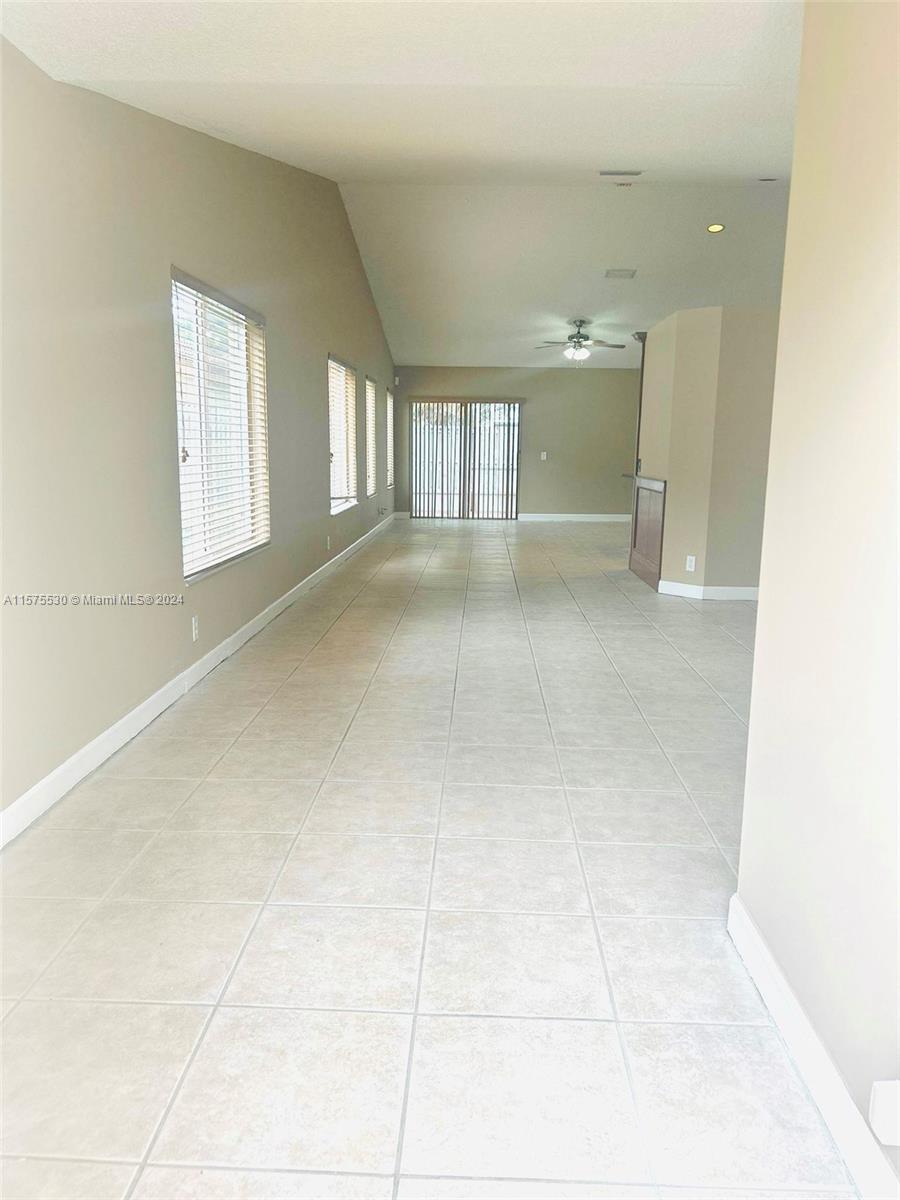 1455 Mira Vista Cir