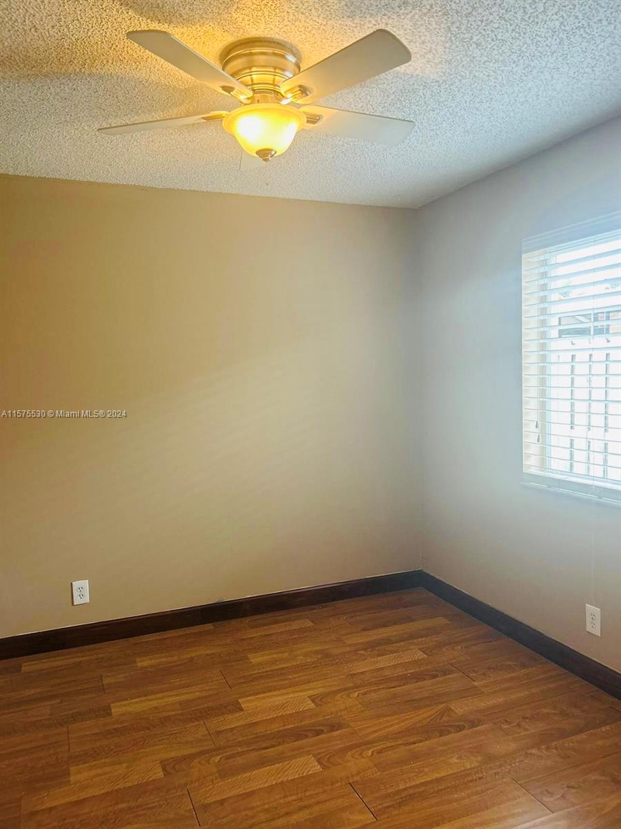 1455 Mira Vista Cir